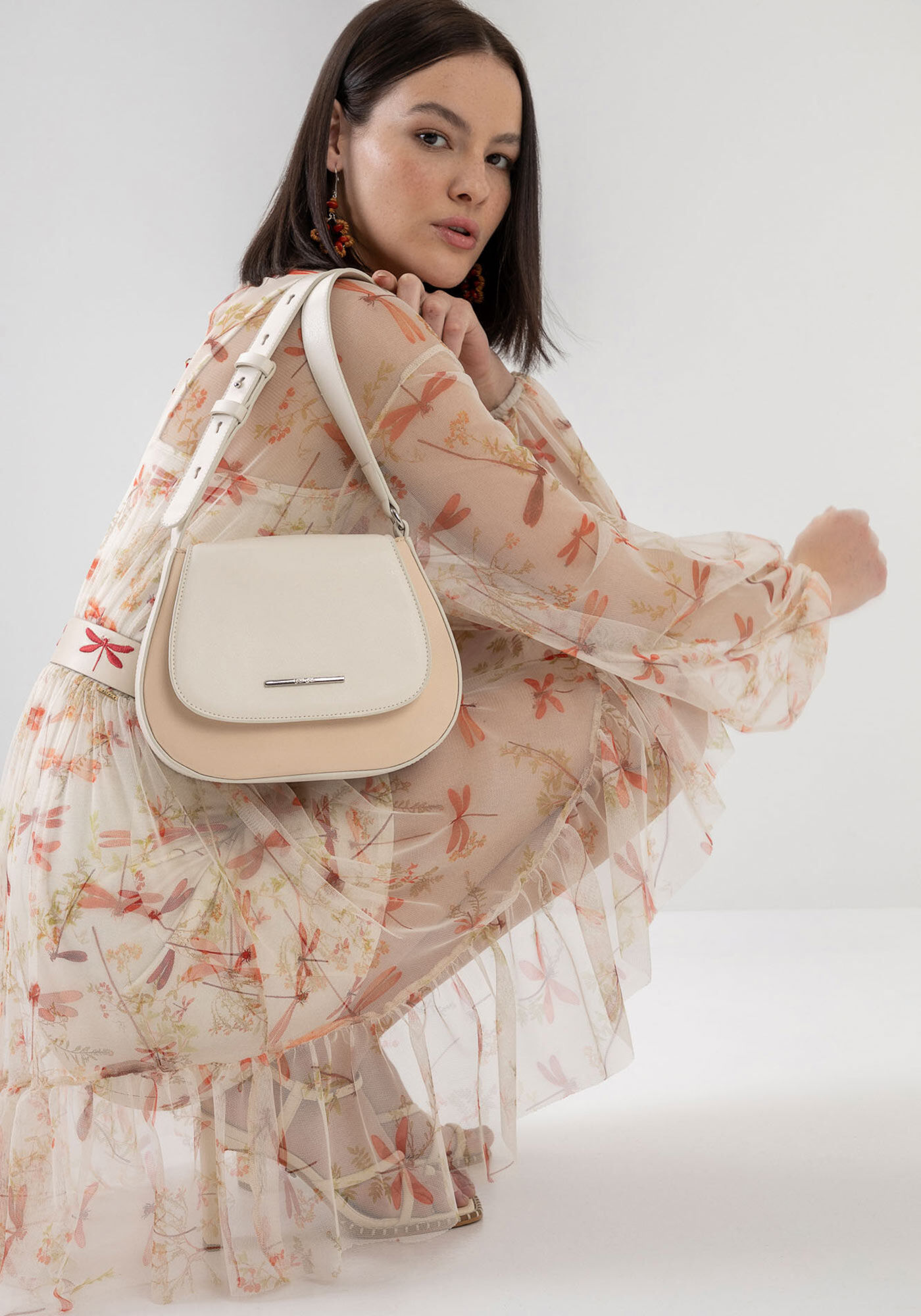 Bolsa M&eacute;dia Estruturada Saddle, BEGE IMPALA, large.