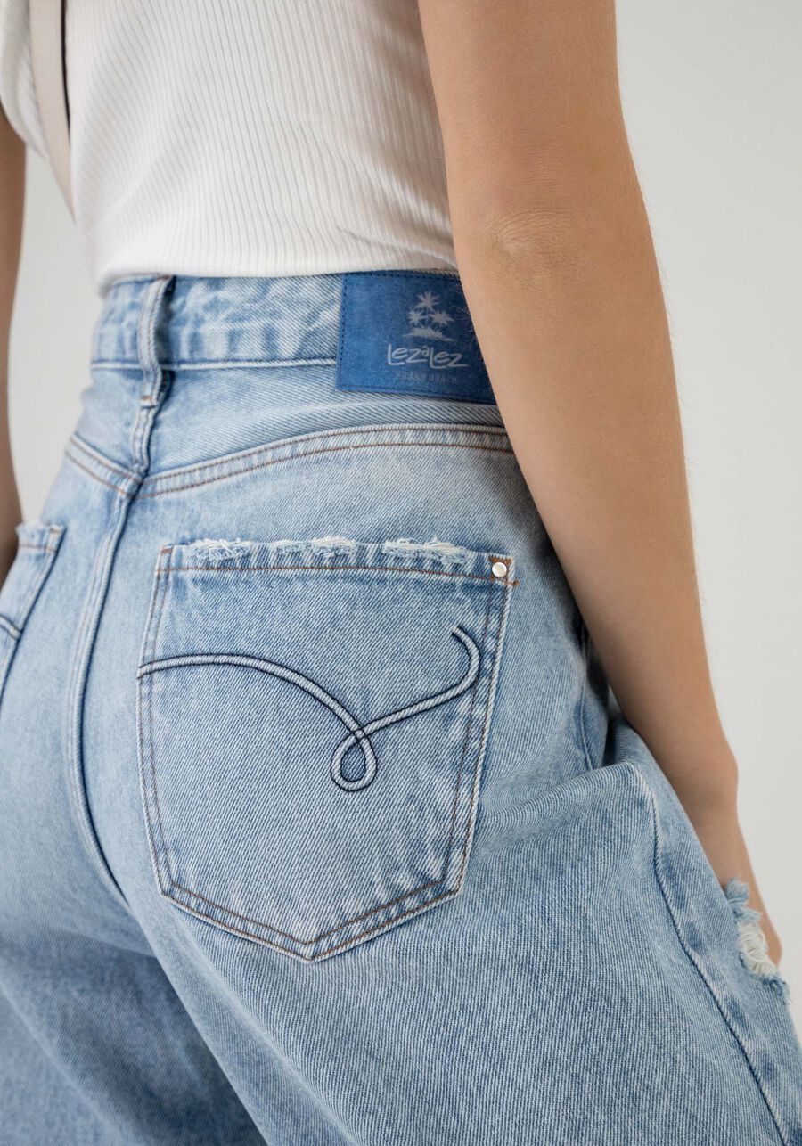 Calça Jeans Mom Destroyed Clara, JEANS. Calça Jeans Mom Destroyed Clara, JEANS, large.