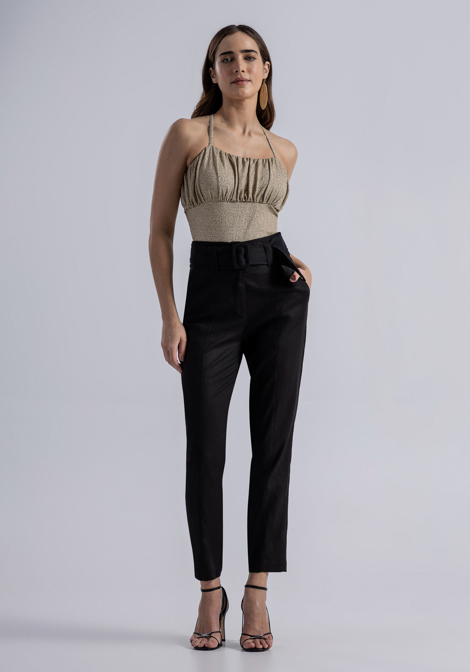 Blusa Busto Balonê em Malha com Recorte Costas, . Blusa Busto Balonê em Malha com Recorte Costas, , large.