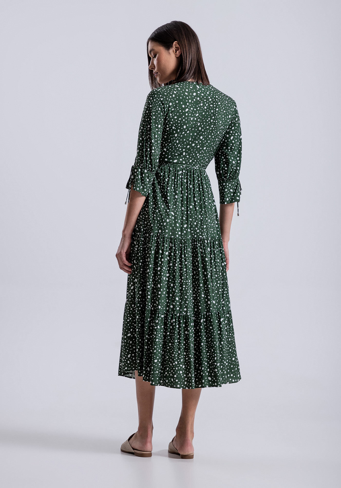 Vestido Midi Manga 3/4 em Viscose Transpassado, , large.