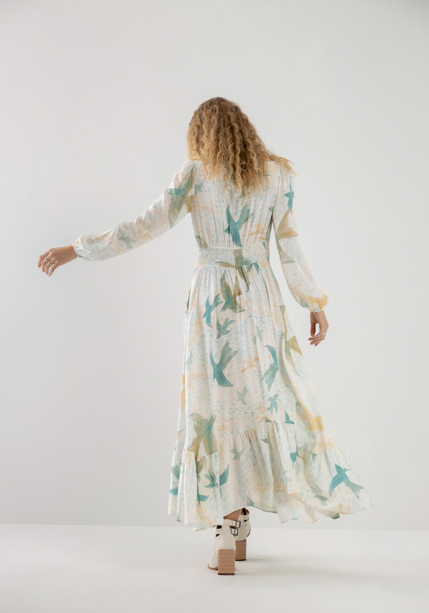 Vestido longo florido manga longa deals