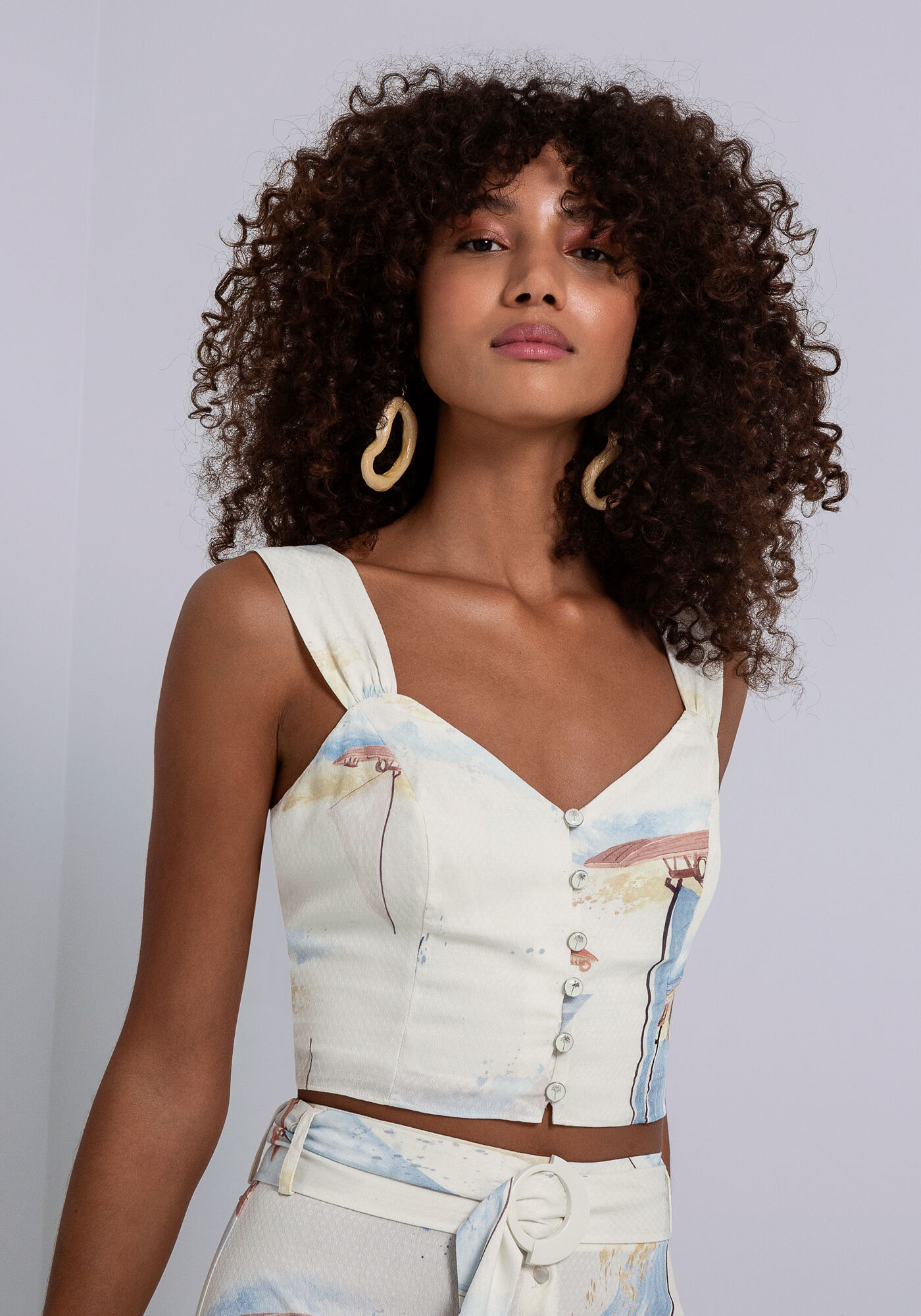 Blusa Cropped em Viscose com Bot&otilde;es, , large.