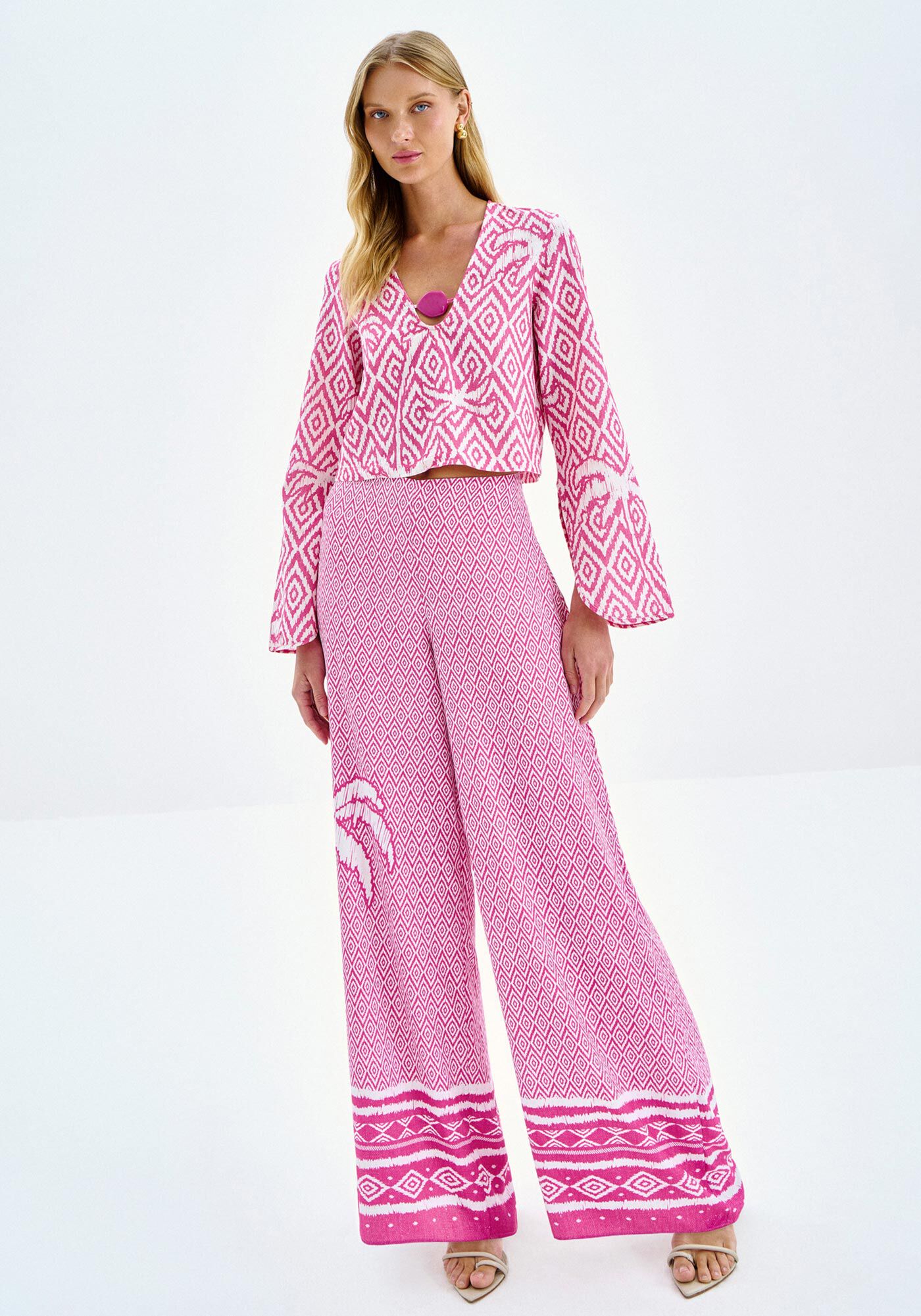 Blusa Estampada em Linho com Detalhe Decote, MAXI TRAMA, large.