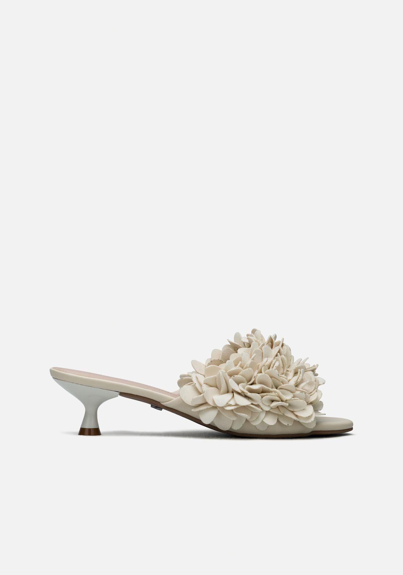 Sand&aacute;lia Mule De Salto Fino Com P&eacute;talas, BEGE ALHAMBRA, large.