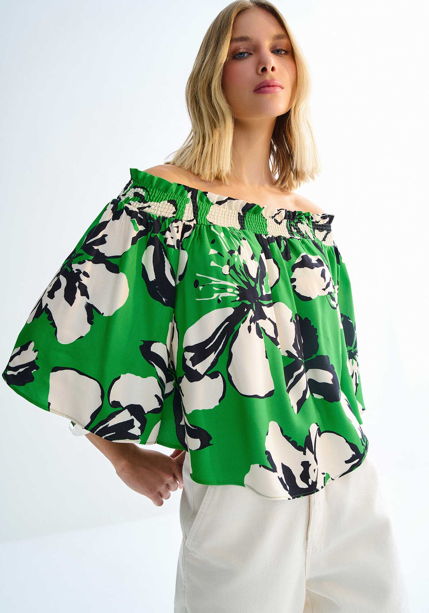 Blusa Ampla em Viscose com Decote Ombro a Ombro Lastex, WONDER VERDE, large.