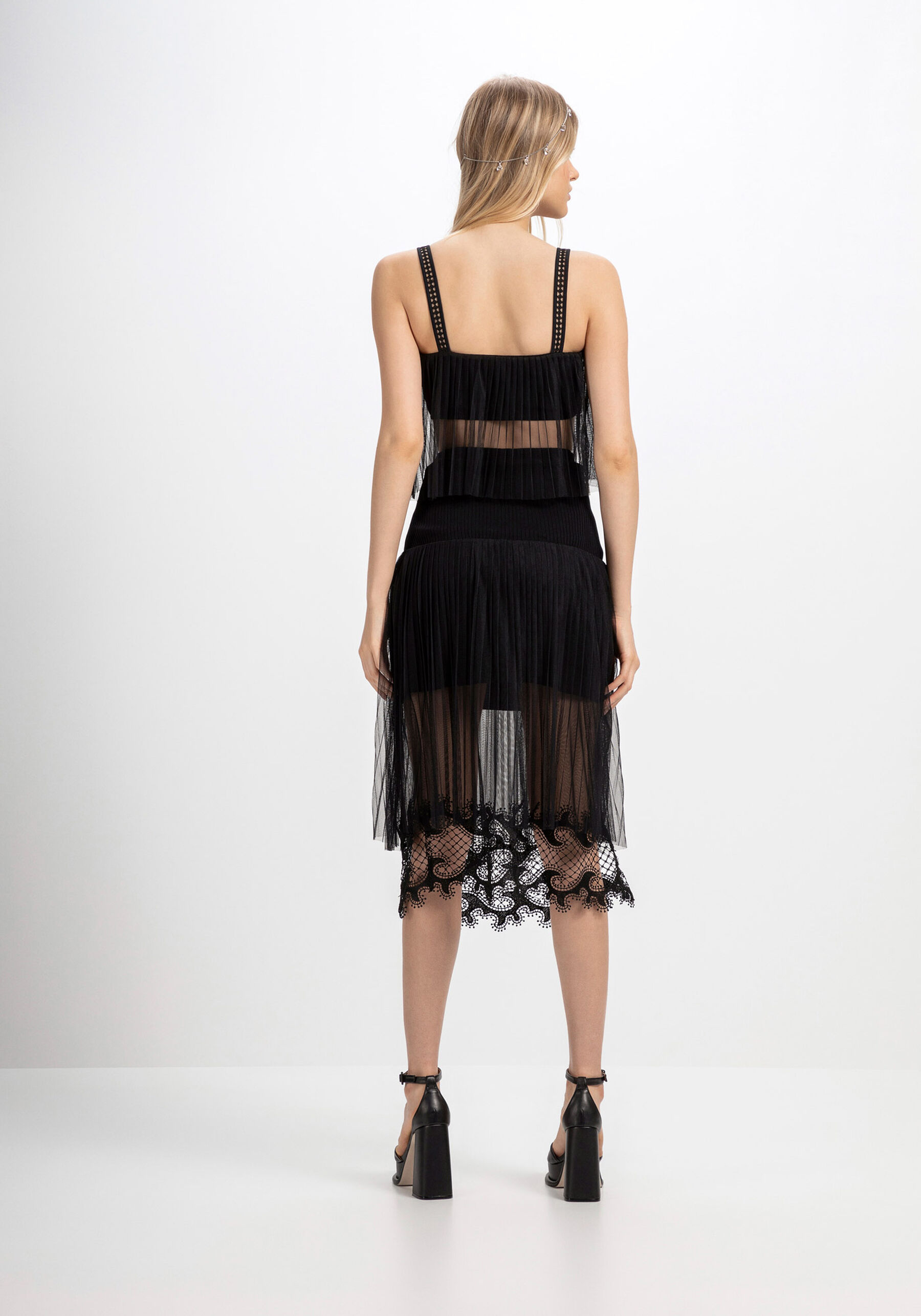 Blusa em Tule com Decote Reto, . Blusa em Tule com Decote Reto, , large.