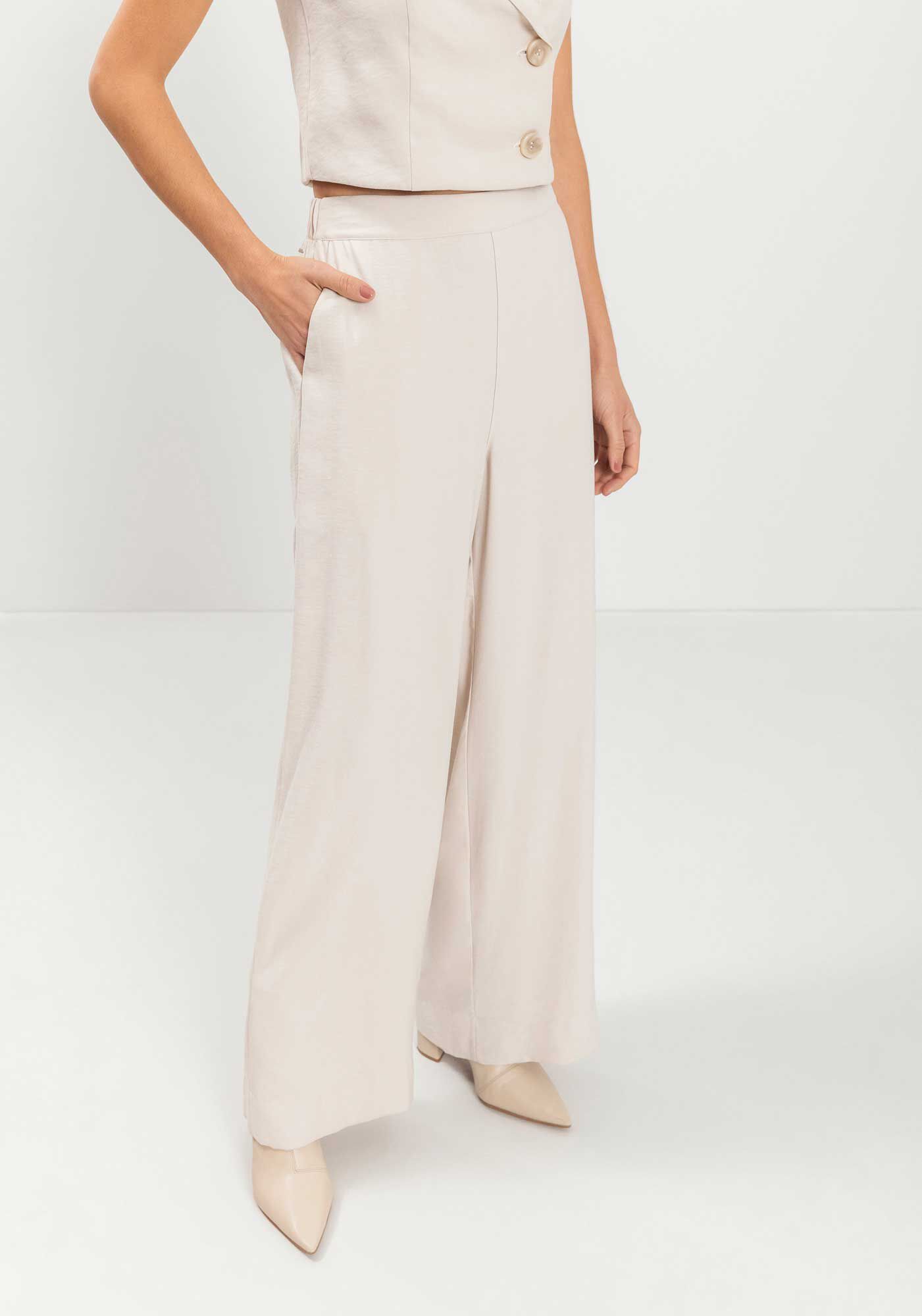 Cal&ccedil;a Reta De Cintura M&eacute;dia Com El&aacute;stico Posterior, , large.