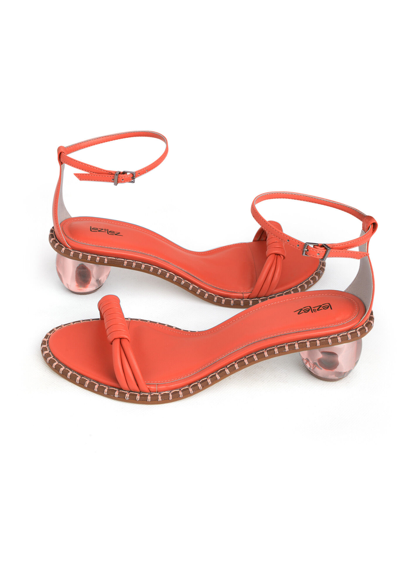 Sand&aacute;lia com Salto Diferenciado de Acr&iacute;lico, , large.