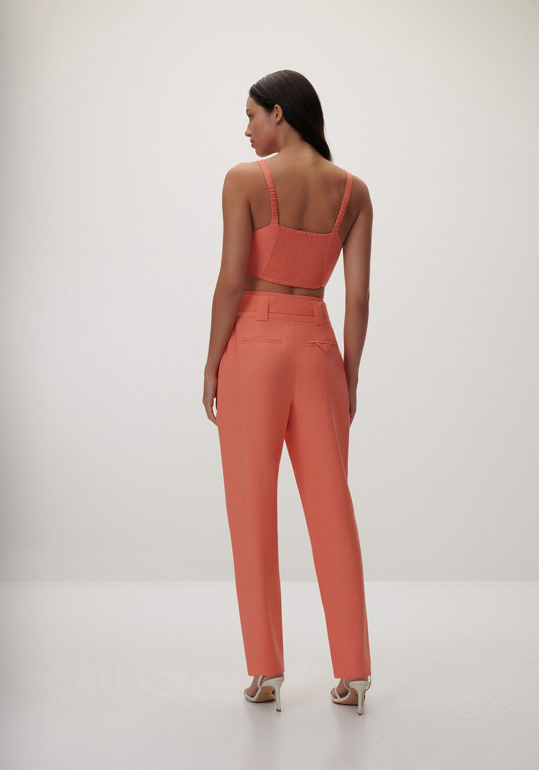 Calça Carrot Cintura Alta com Cinto, . Calça Carrot Cintura Alta com Cinto, , large.