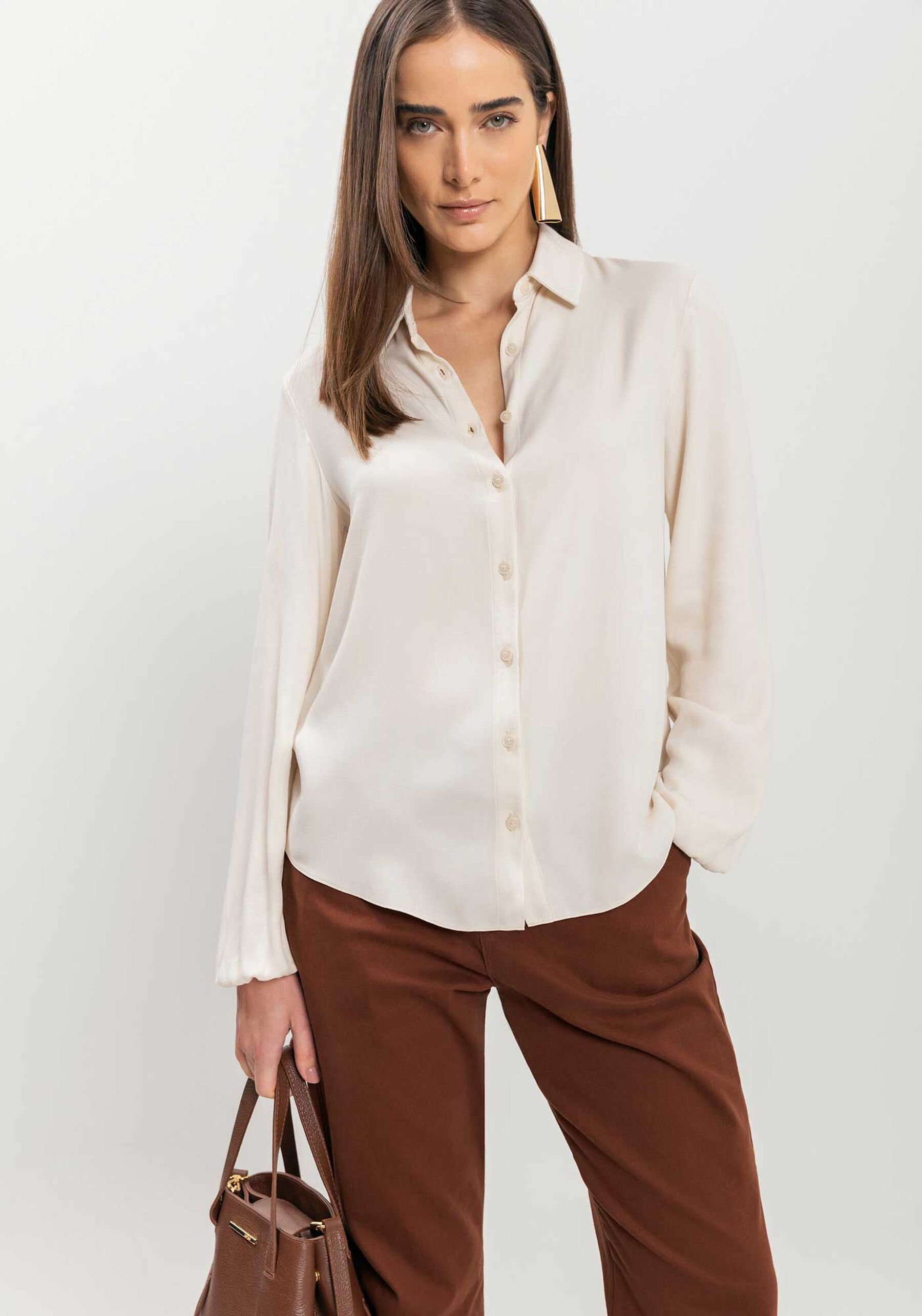 Camisa de Manga Longa Com Gola E Botões, . Camisa de Manga Longa Com Gola E Botões, , large.