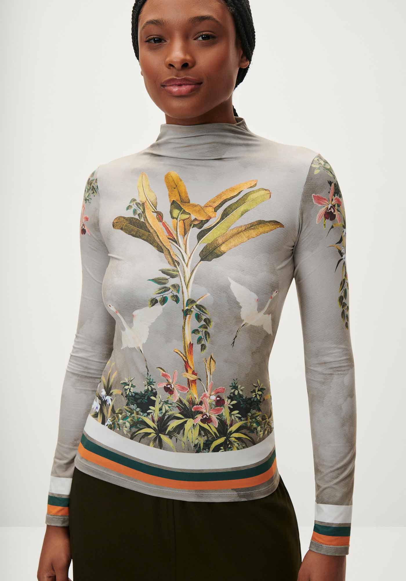 Blusa Estampada em Malha Aveludada com Gola Alta, , large.