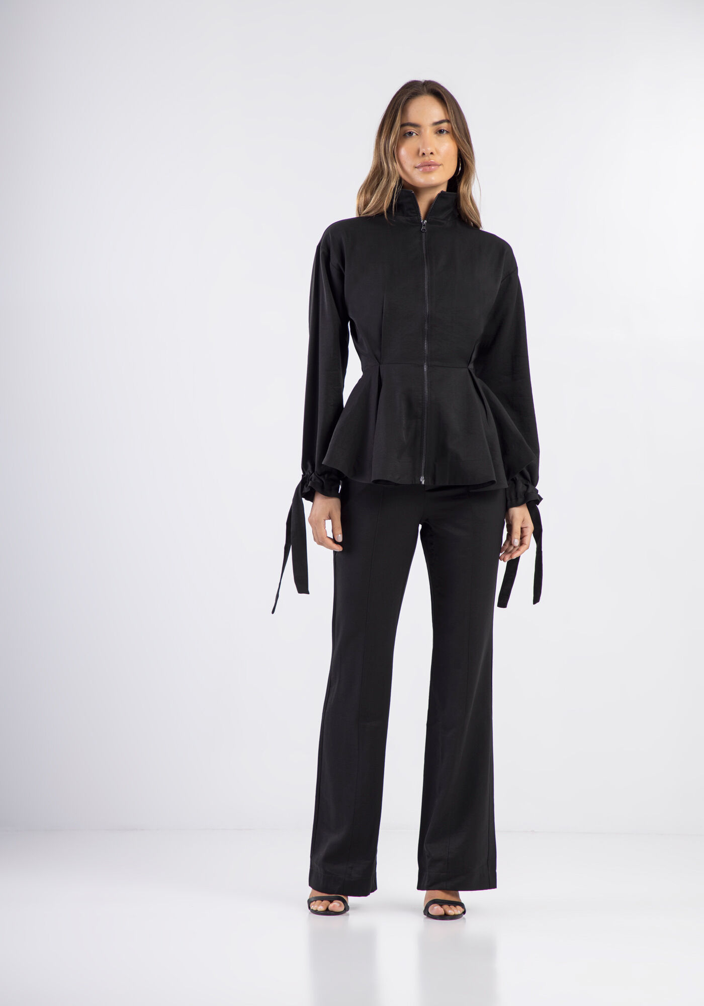 Jaqueta Parka Acinturada com Amarra&ccedil;&atilde;o Mangas, , large.