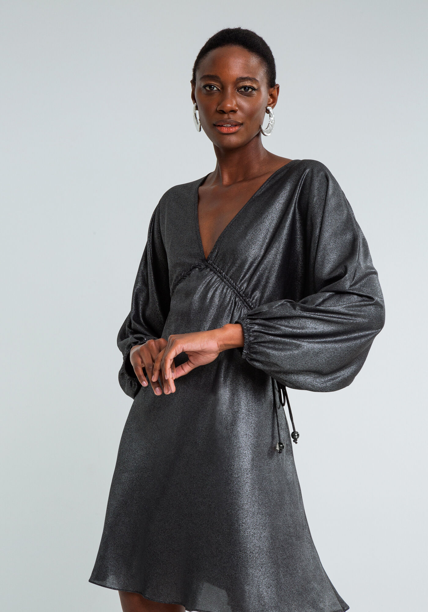 Vestido Curto Manga Bufante Lam&ecirc;, , large.