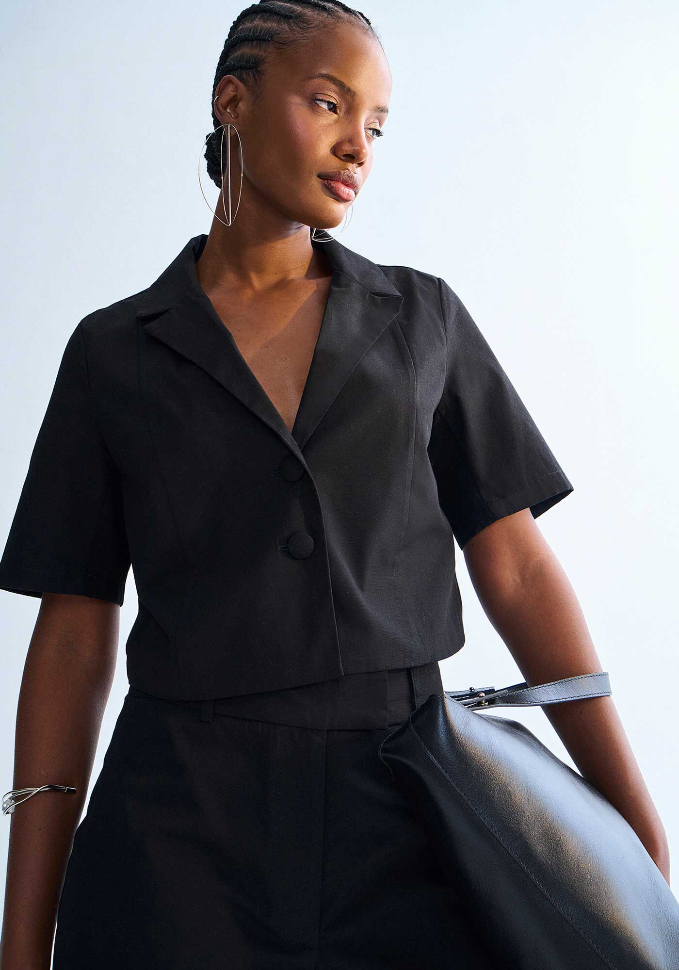 Blusa Cropped Alfaiataria em Cotton Sarjado com Manga Curta, , large.