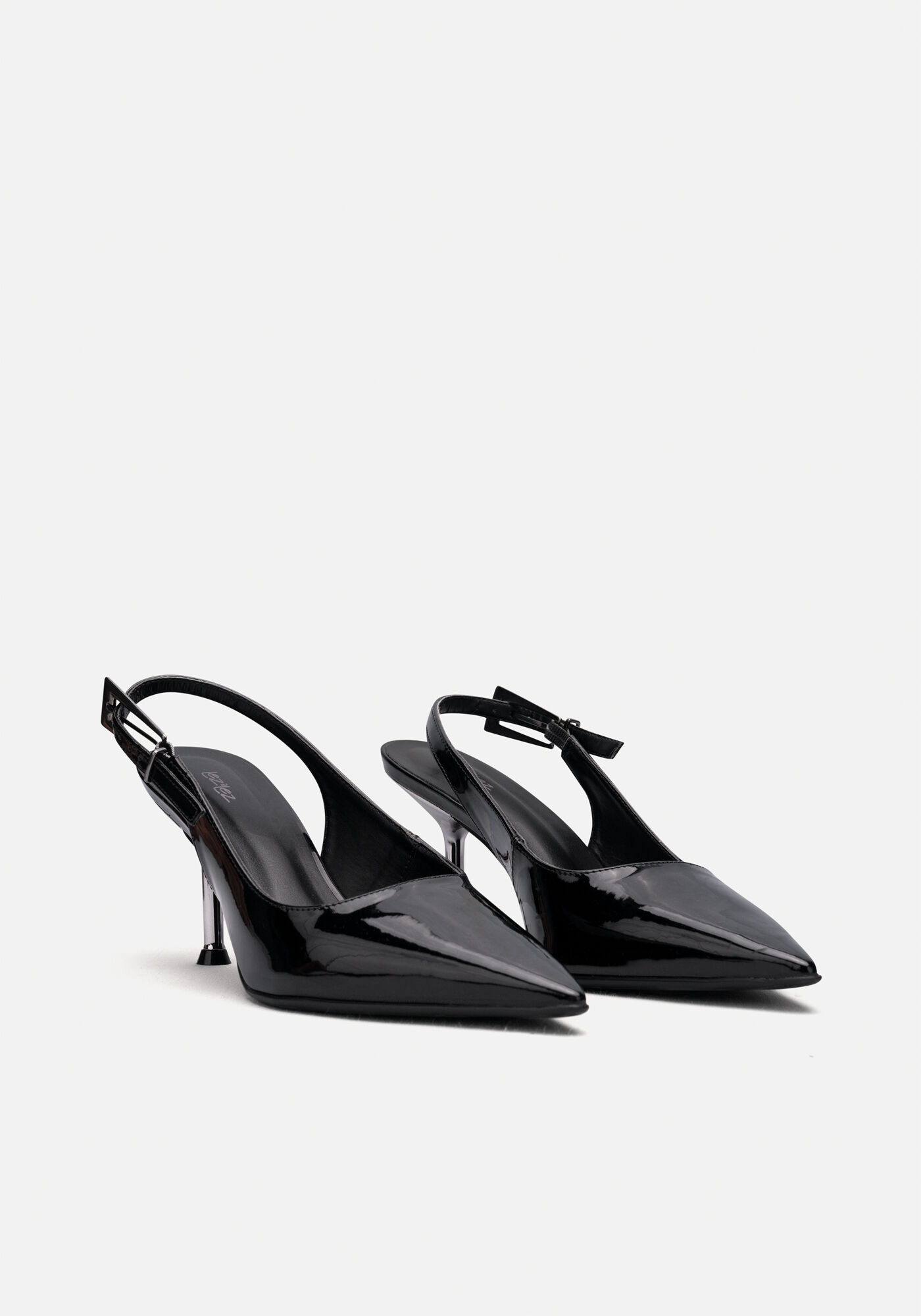 Scarpin Salto M&eacute;dio Fino Com Acabamento Brilhante, , large.