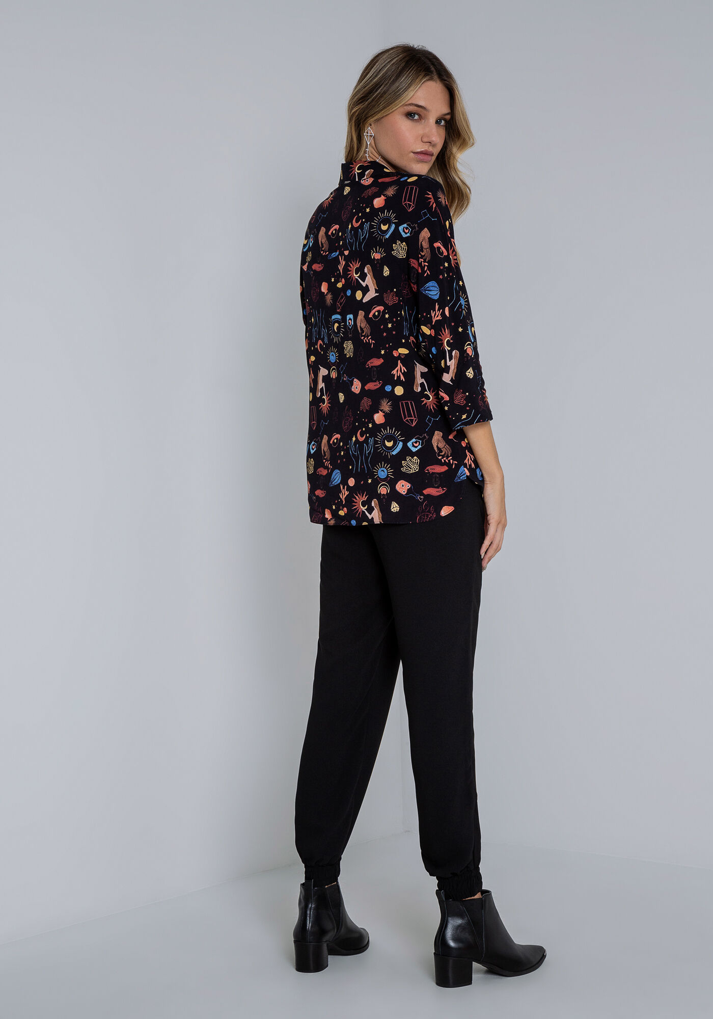 Camisa Manga 3/4 em Viscose Estampada, ENIGMA, large.