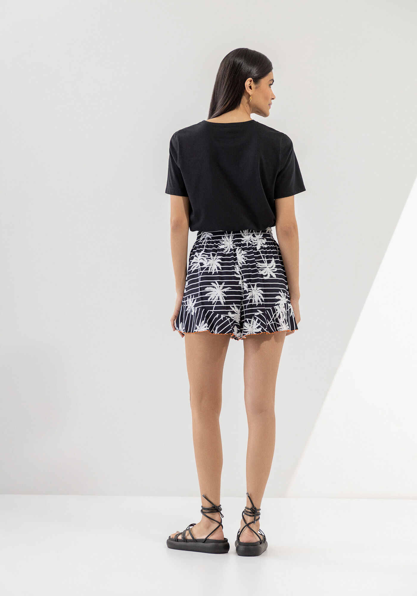 T-shirt em Malha Prime com Estampa Lez a Lez, , large.