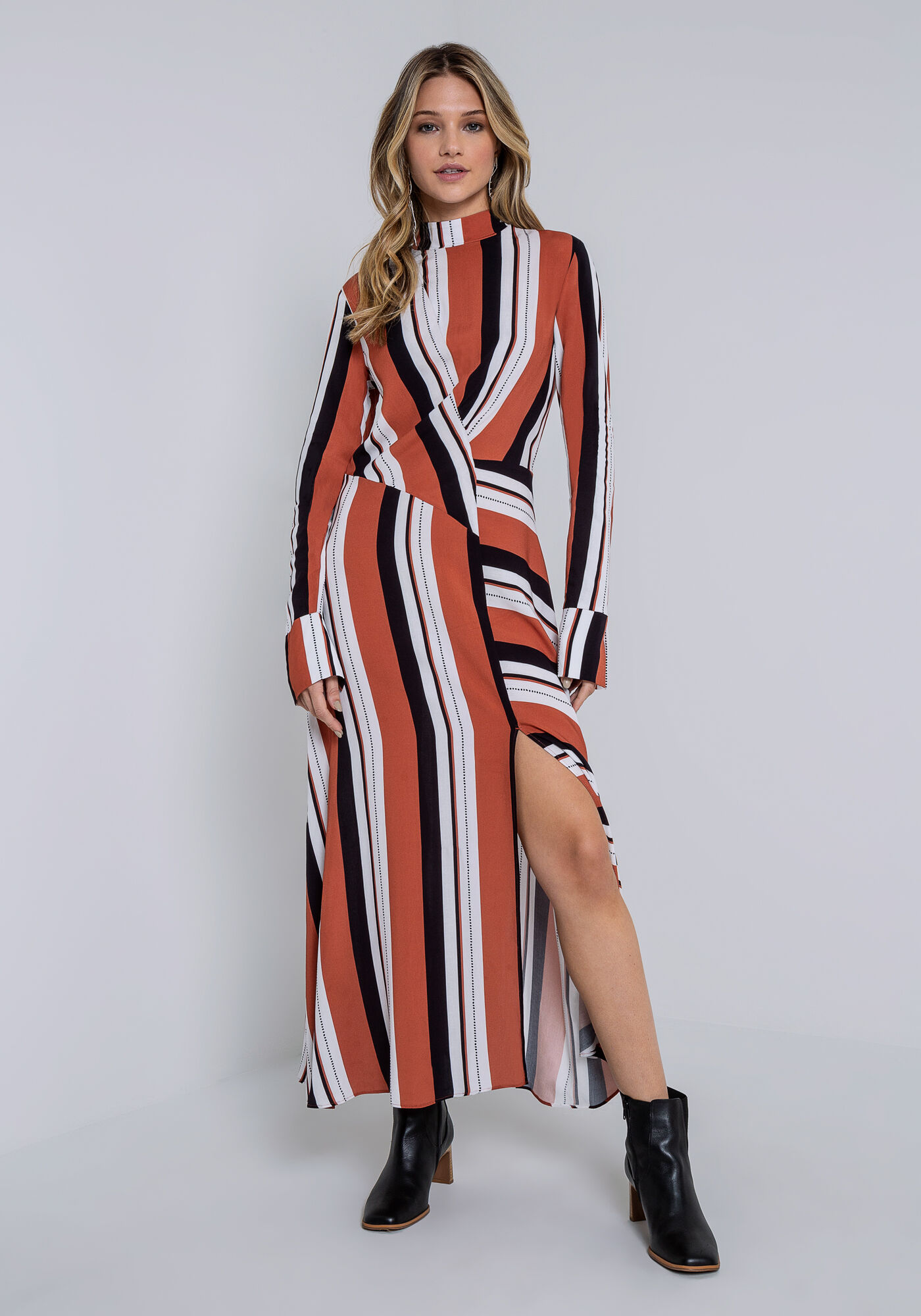 Vestido Manga Longa em Viscose com Recorte, SENTIDO, large.