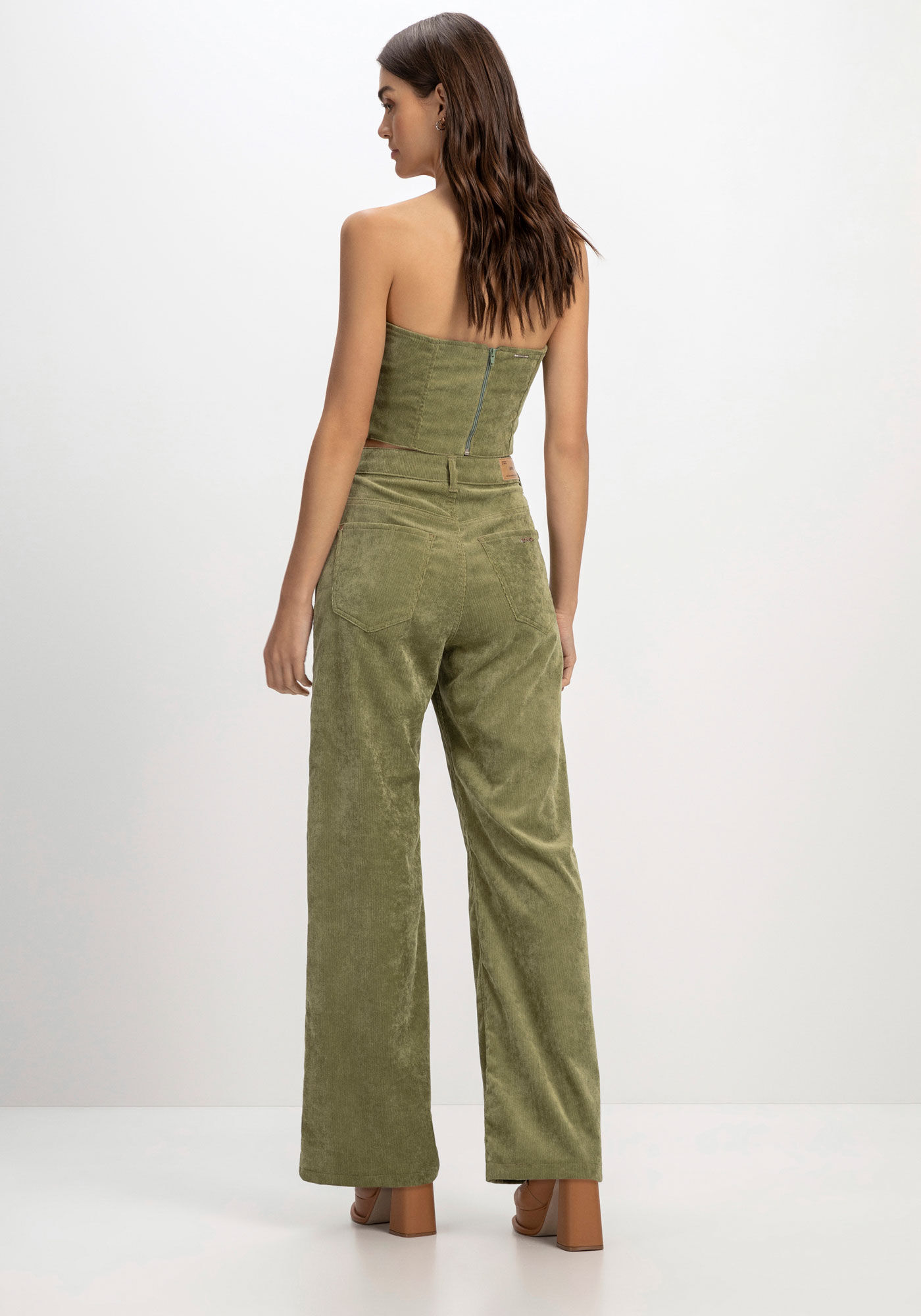 Cal&ccedil;a Wide Leg em Veludo Cotel&ecirc; Super Alta, VERDE PARAMELA, large.