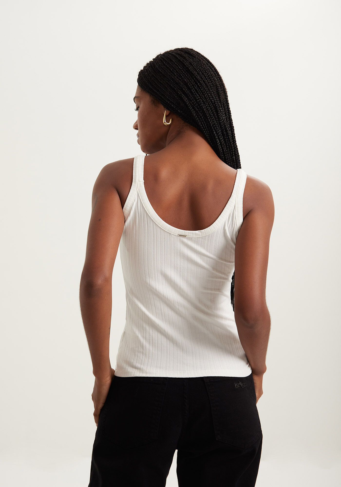 Blusa Regata B&aacute;sica De Al&ccedil;as Em Malha Canelada, , large.