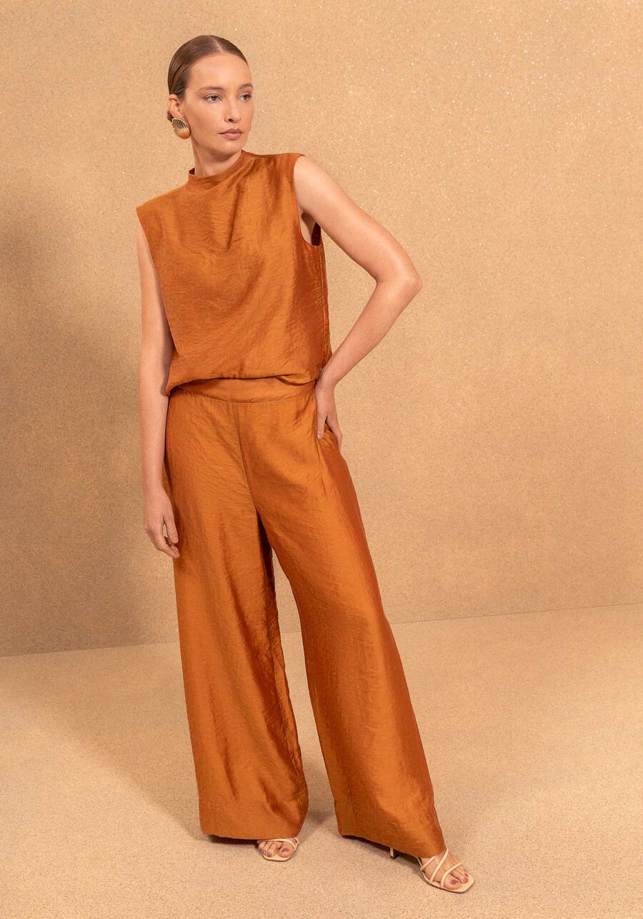 Calça Reta Com Cintura Alta E Elástico Em Tecido Texturizado, . Calça Reta Com Cintura Alta E Elástico Em Tecido Texturizado, , large.