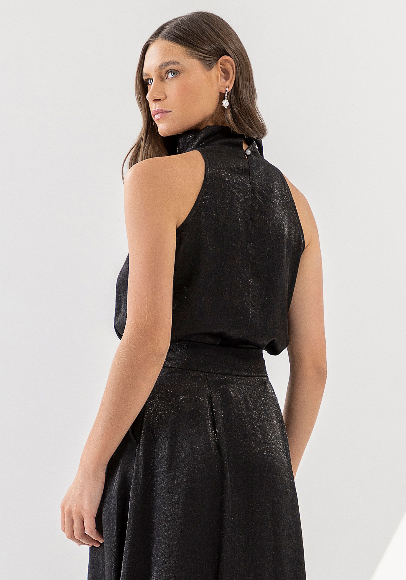 Blusa Halter Neck em Cetim com Gola Degag&ecirc;, , large.