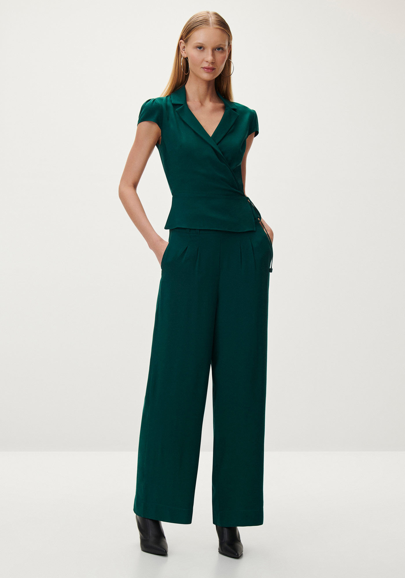 Blusa Transpassada em Viscose com Gola, , large.