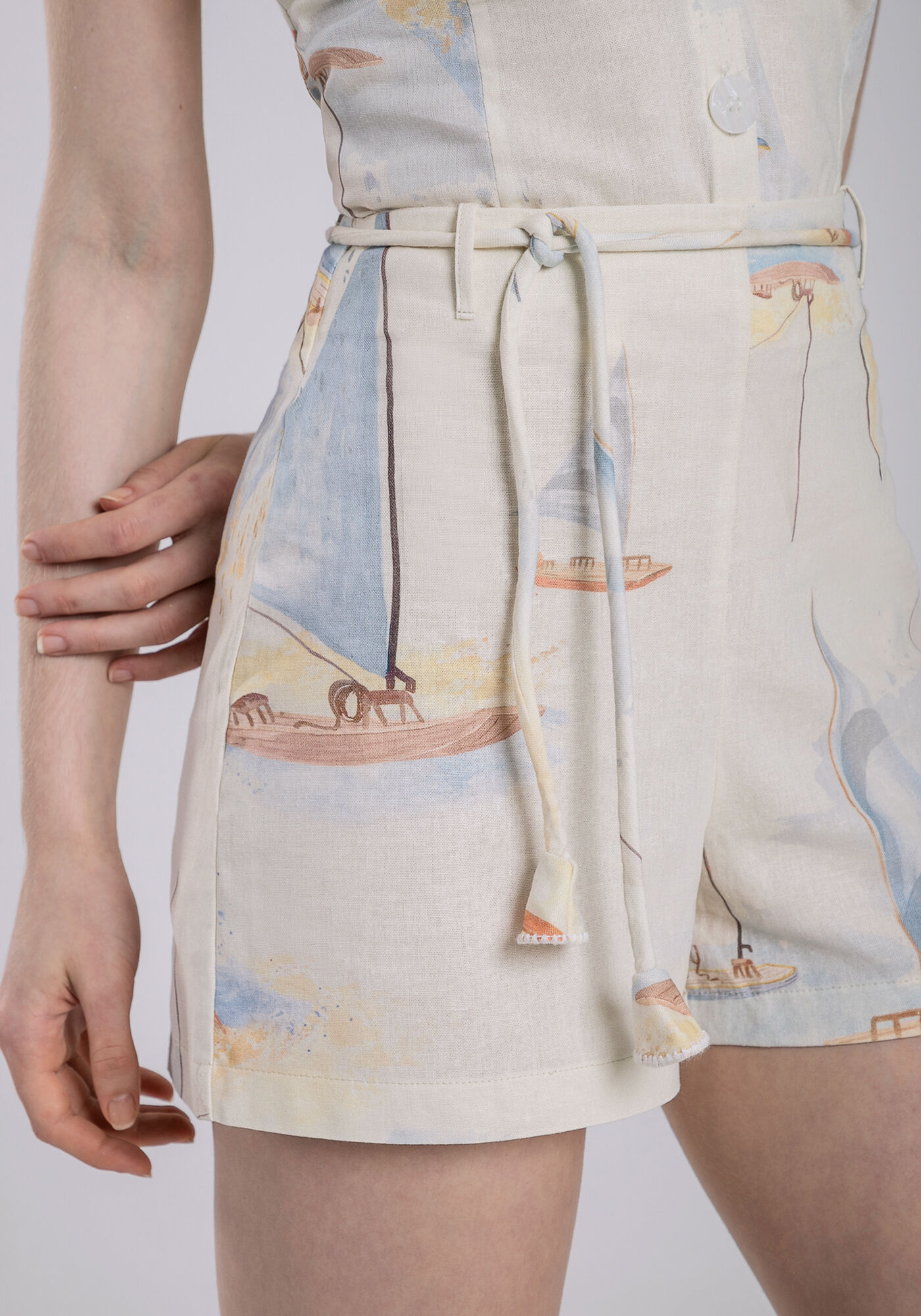 Shorts Cintura M&eacute;dia Linho com Cinto, , large.