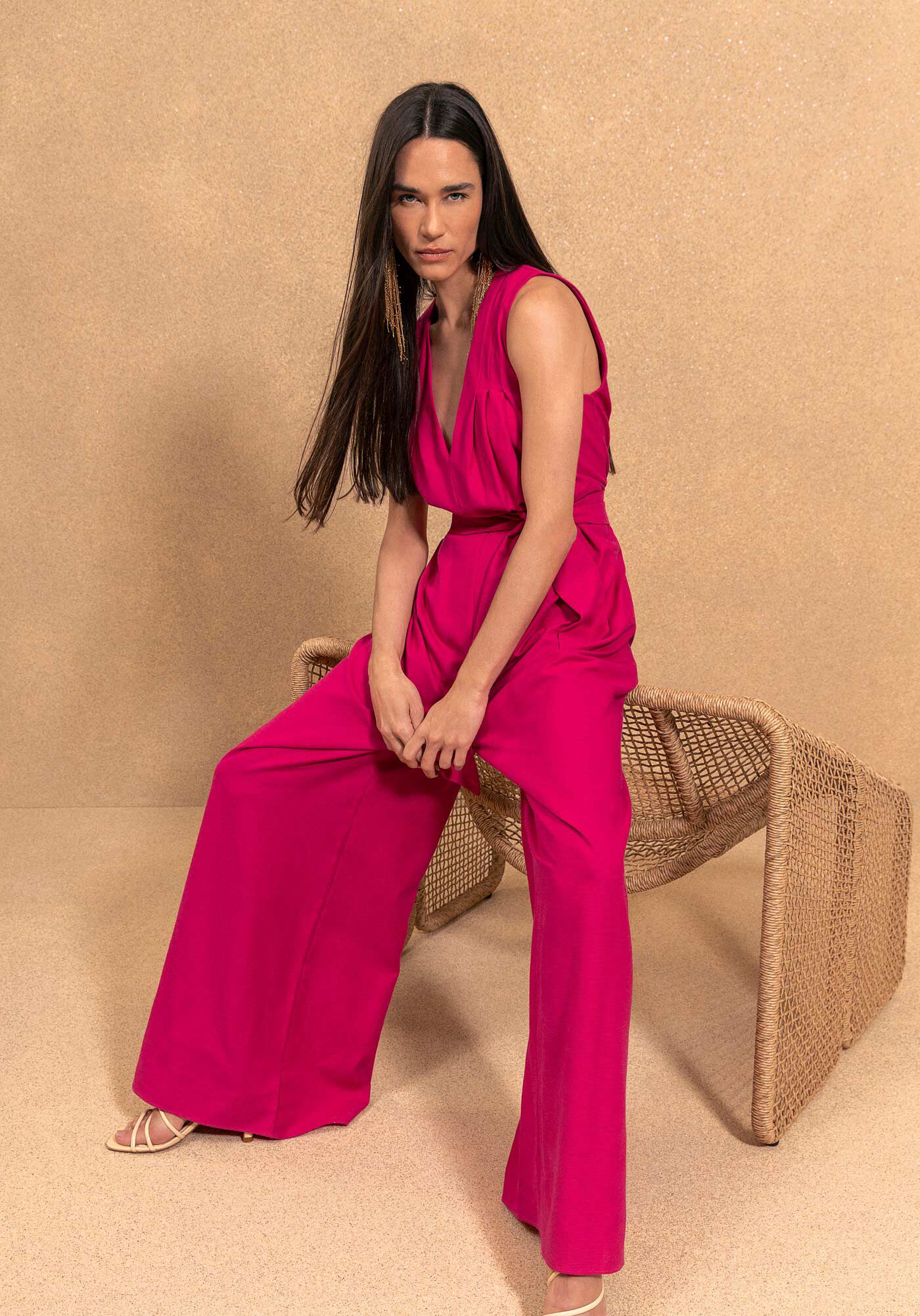 Macac&atilde;o Longo Amplo Com Decote Em V E Faixa, ROSA ONYX, large.