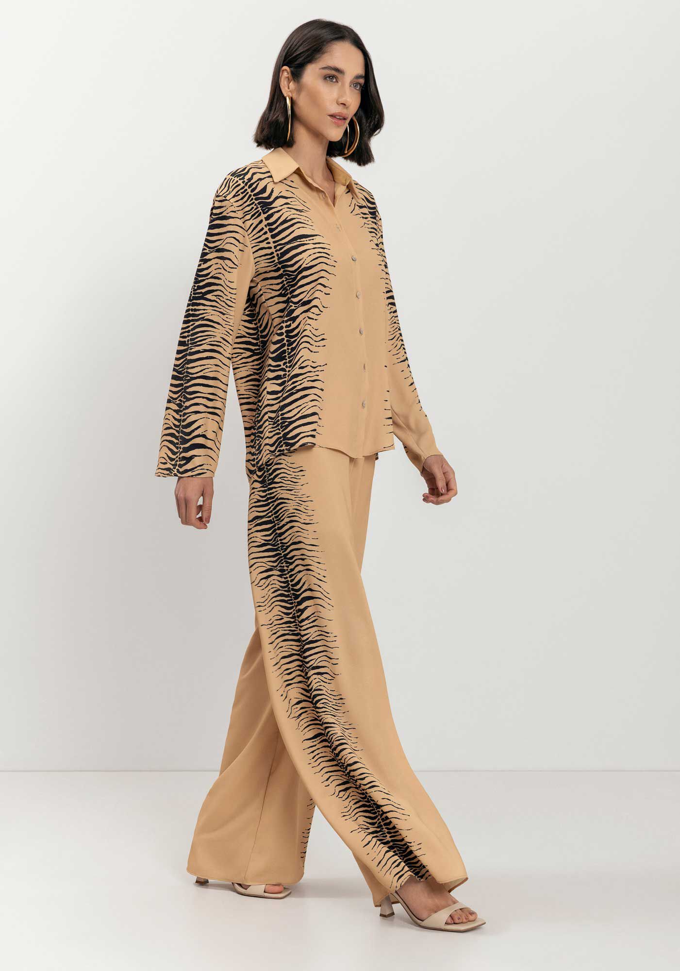 Cal&ccedil;a Reta Estampada Com Cintura Alta E Cord&atilde;o, , large.