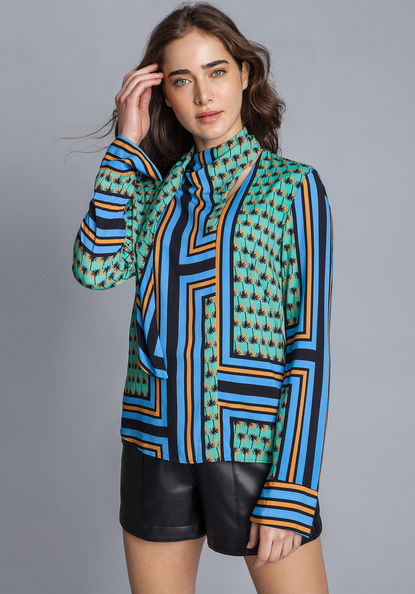 Blusa Manga Longa Gola Alta, , large.