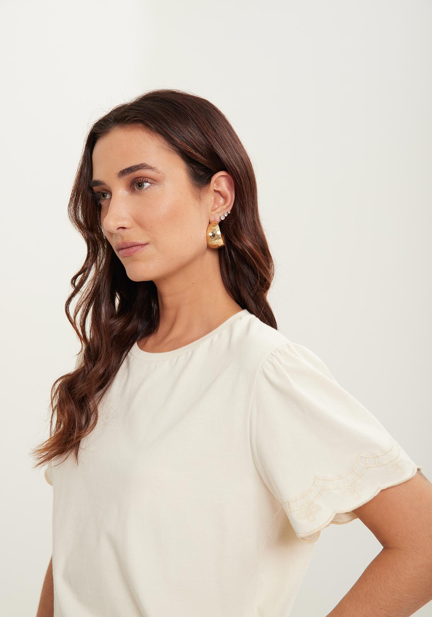 Blusa T-shirt Com Mangas Curtas Bordadas Em Algod&atilde;o Penteado, , large.