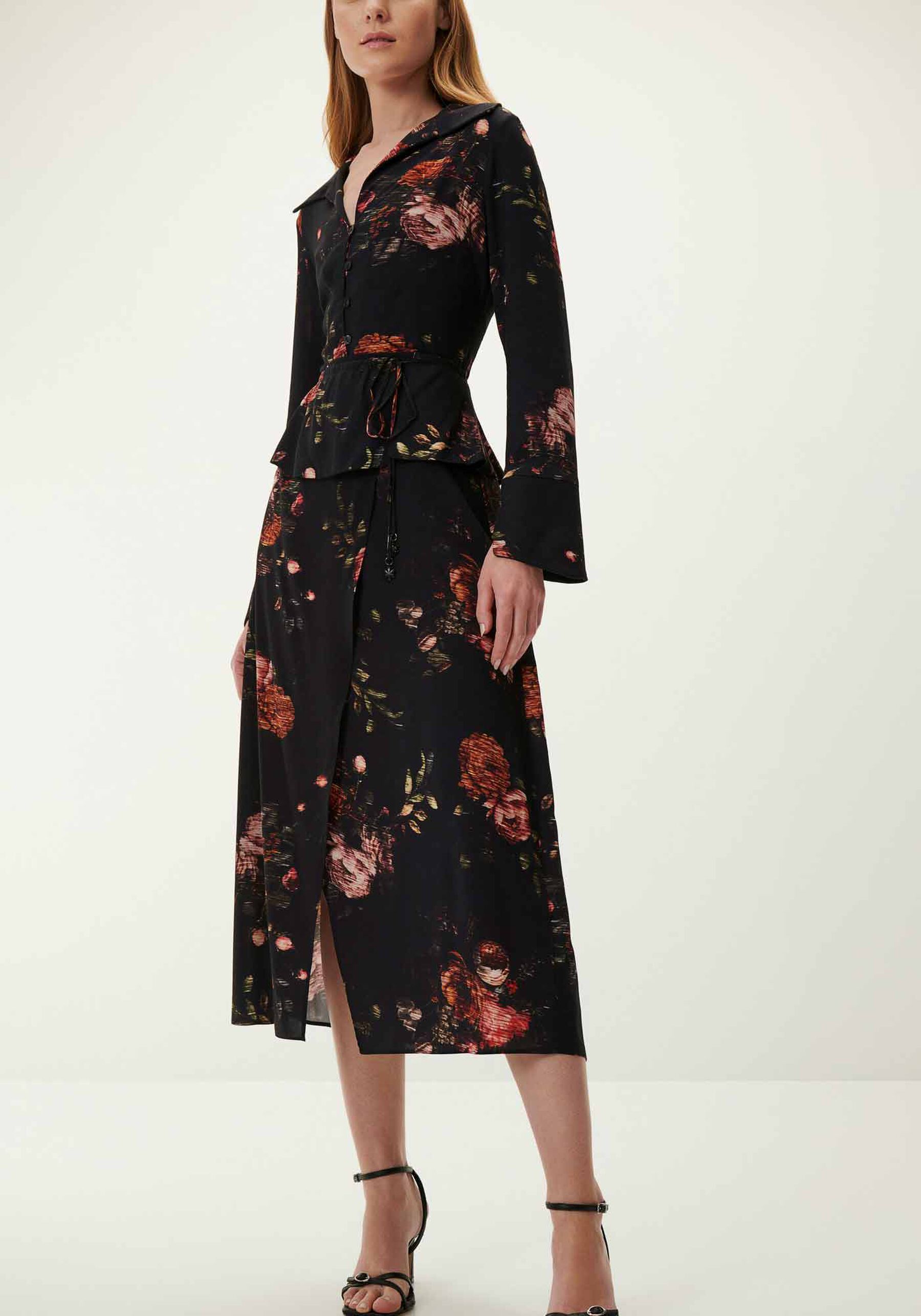 Saia Midi Floral em Viscose com Recorte Sobreposto, VIENA. Saia Midi Floral em Viscose com Recorte Sobreposto, VIENA, large.