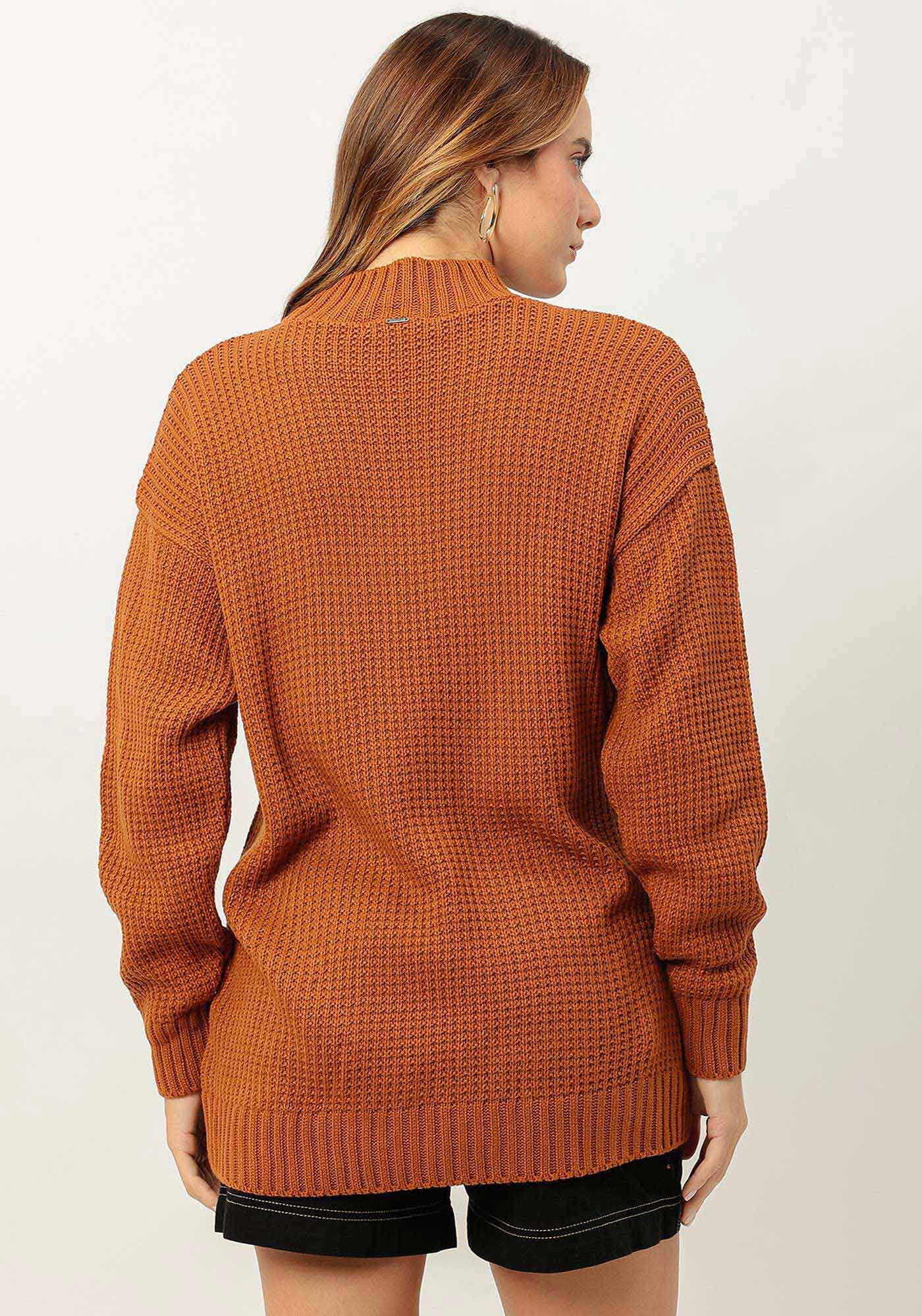 Blus&atilde;o em Tric&ocirc; Texturizado com Barra Transpassada, , large.