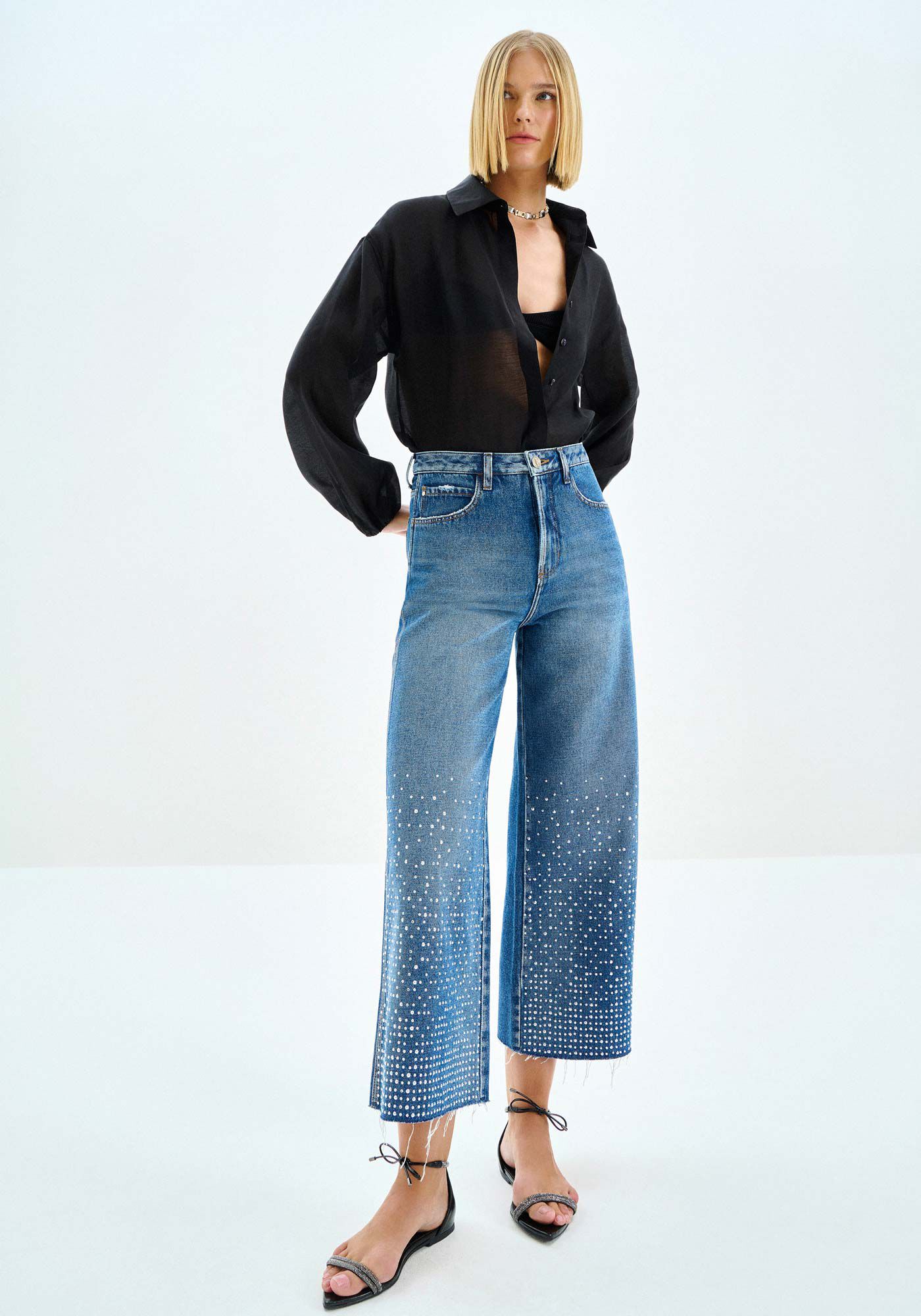 Cal&ccedil;a Jeans Pantacourt Cintura Alta com Strass Barra, , large.