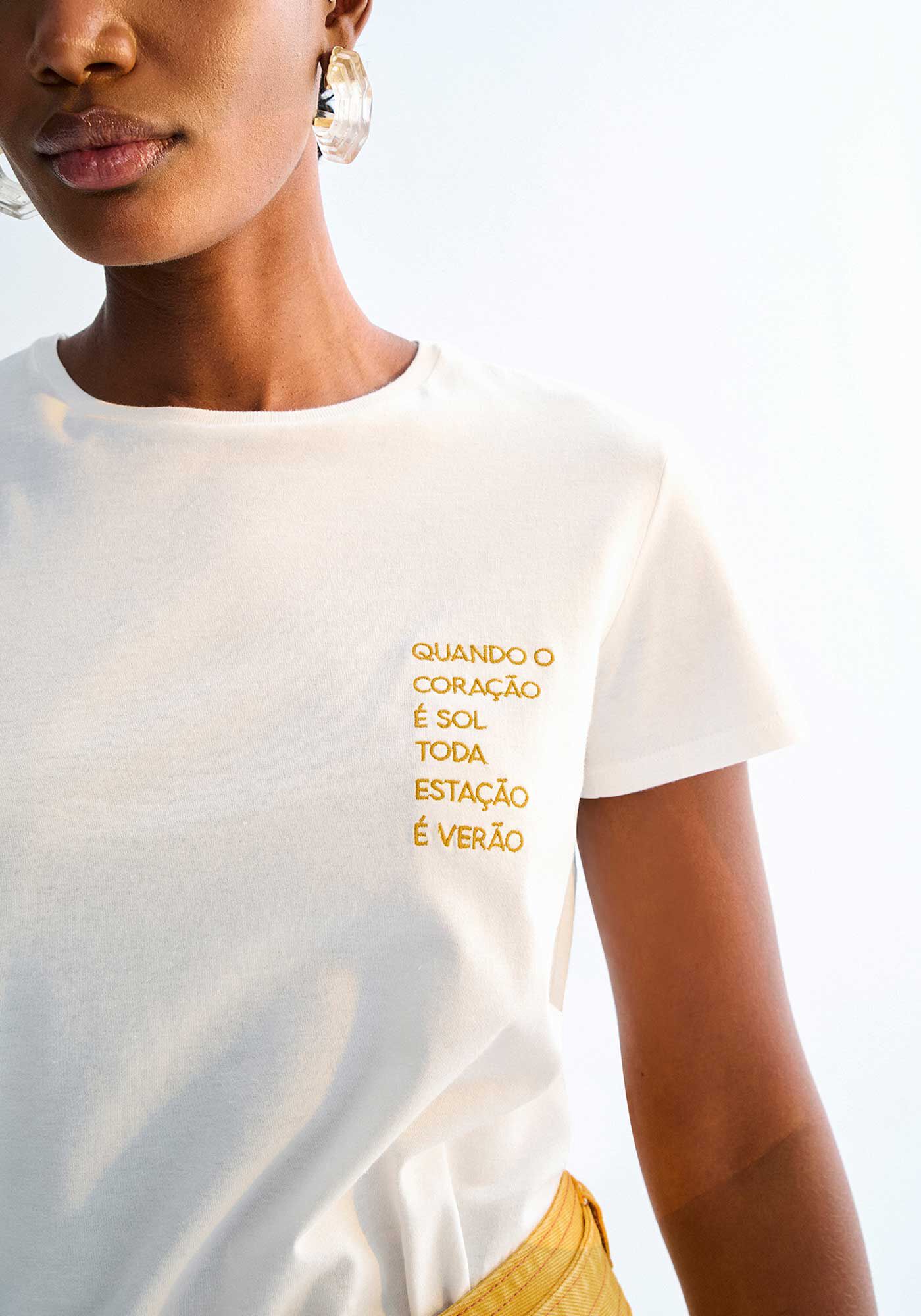 T-shirt em Malha Prime e Detalhe Bordado, , large.