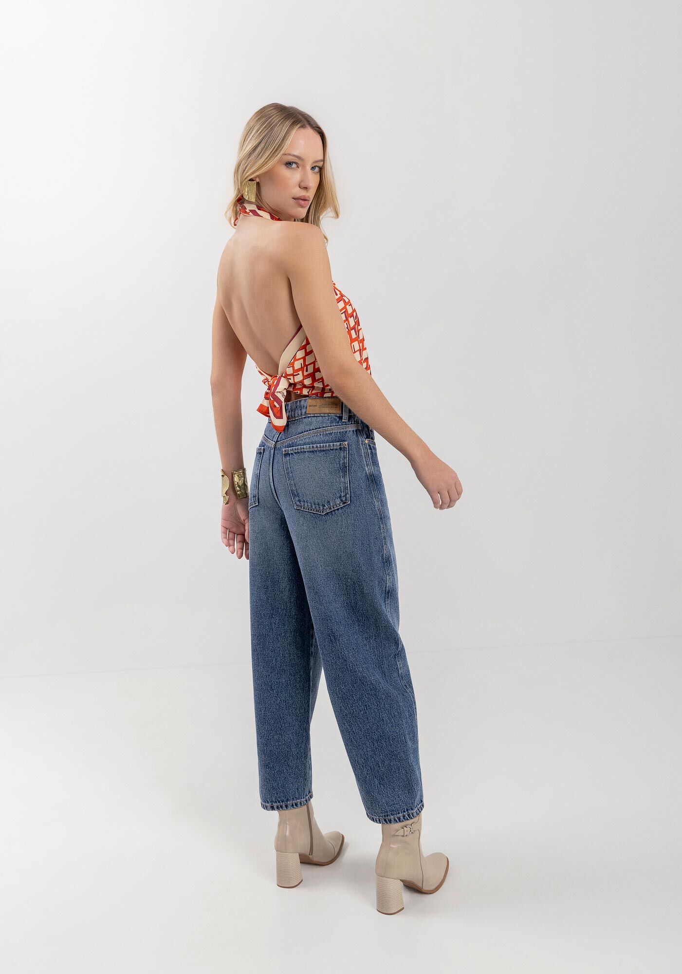 Cal&ccedil;a Jeans Barrel Com Cintura Alta E Comprimento Curto, , large.