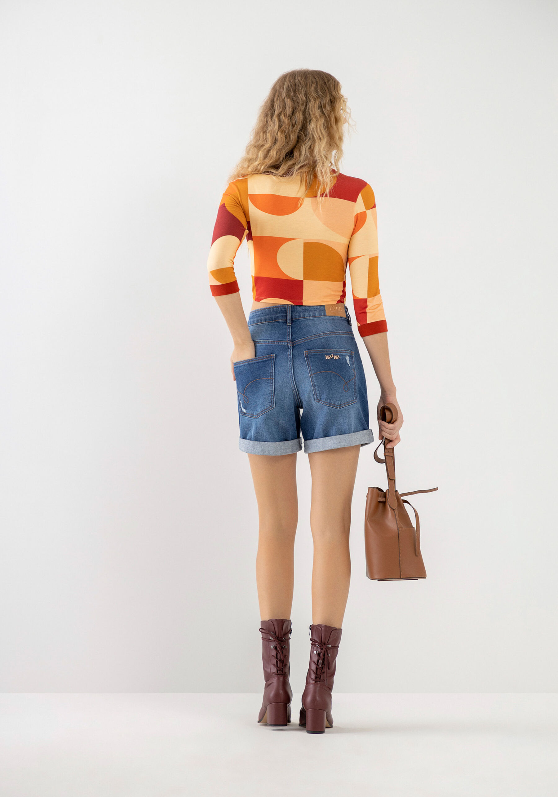 Shorts Jeans Boyfriend com Lenço Estampado, . Shorts Jeans Boyfriend com Lenço Estampado, , large.