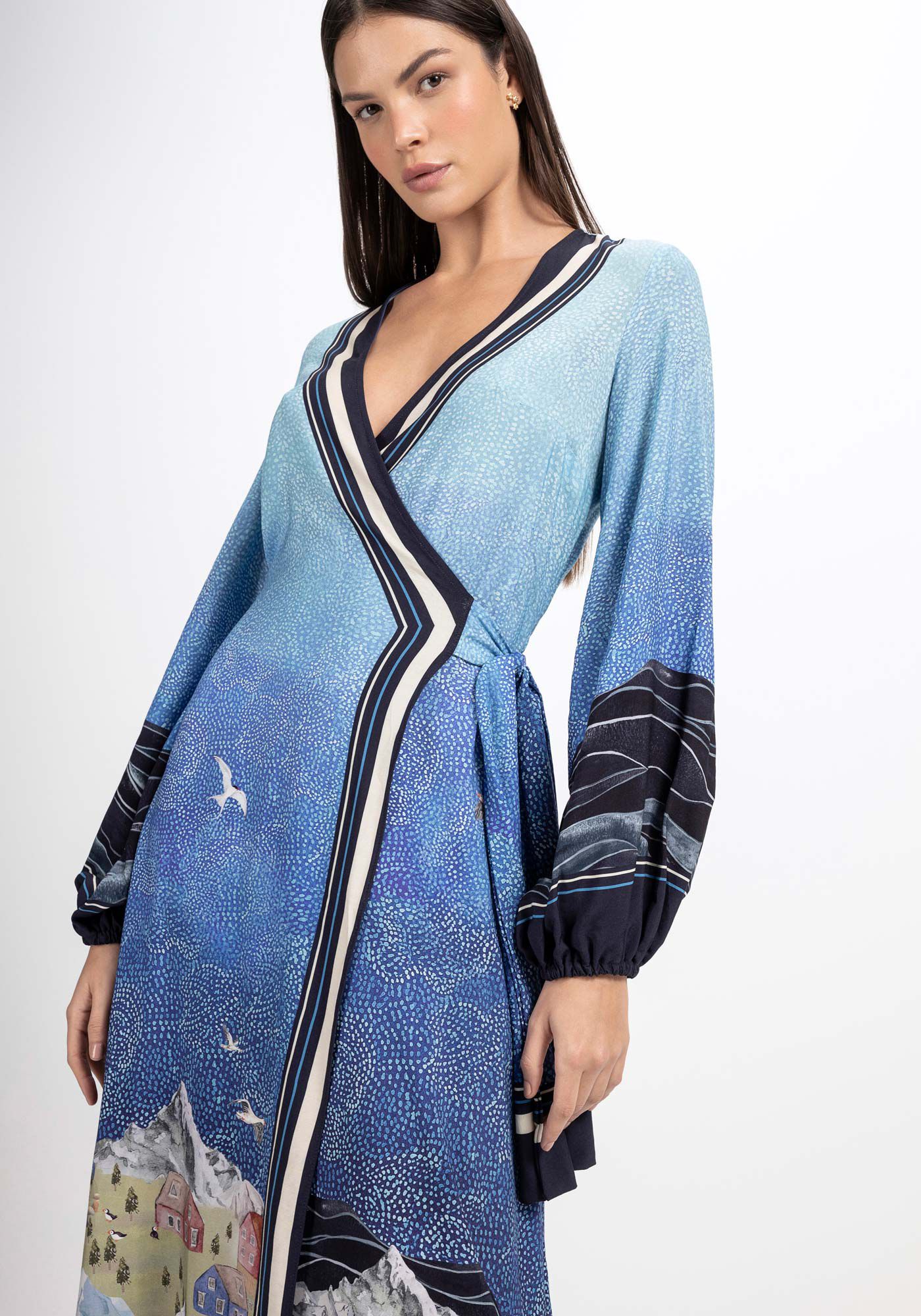 Vestido Midi Manga Longa em Viscose Transpassado, , large.