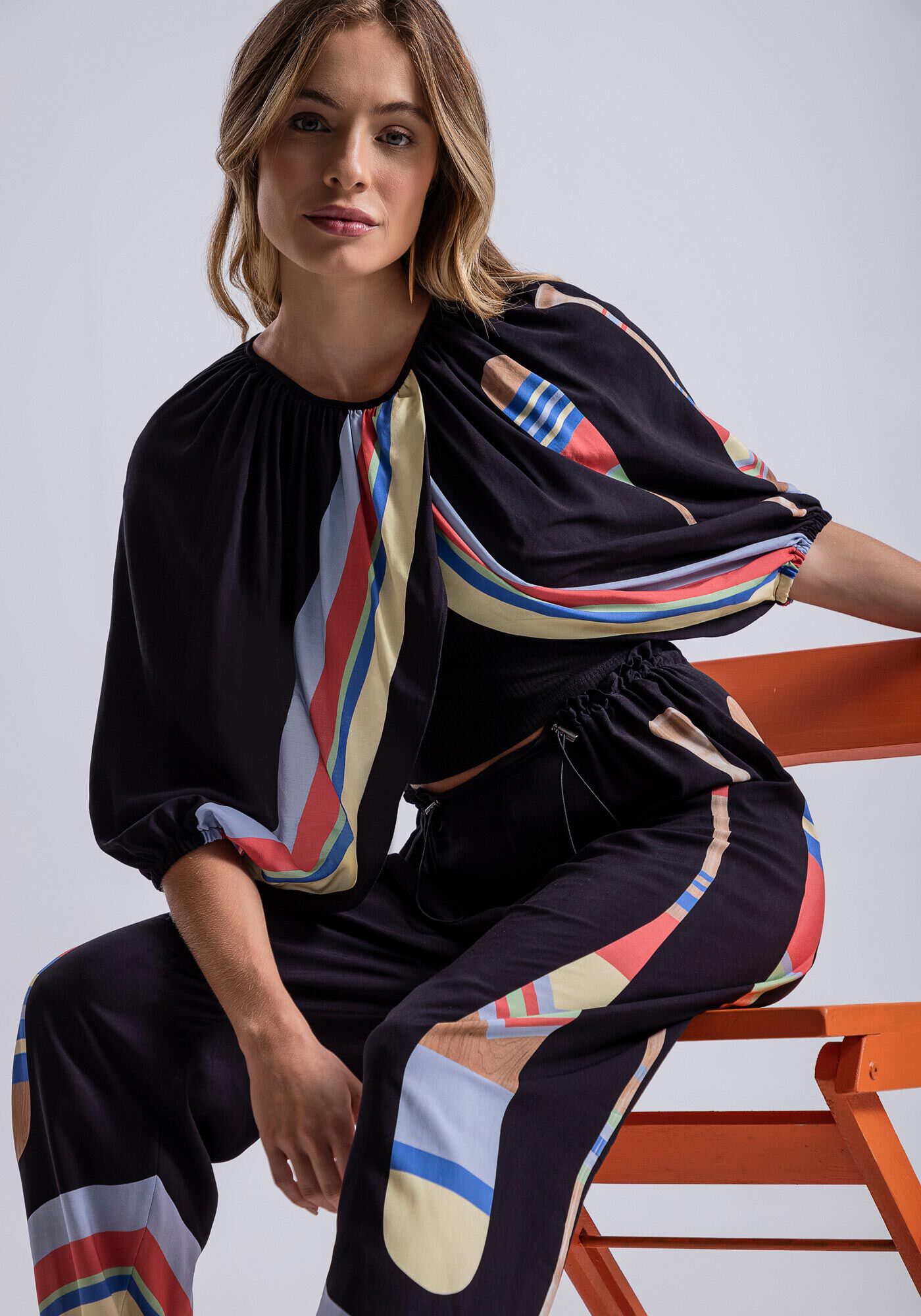 Cal&ccedil;a Jogging Estampada em Viscose com Regulador, , large.