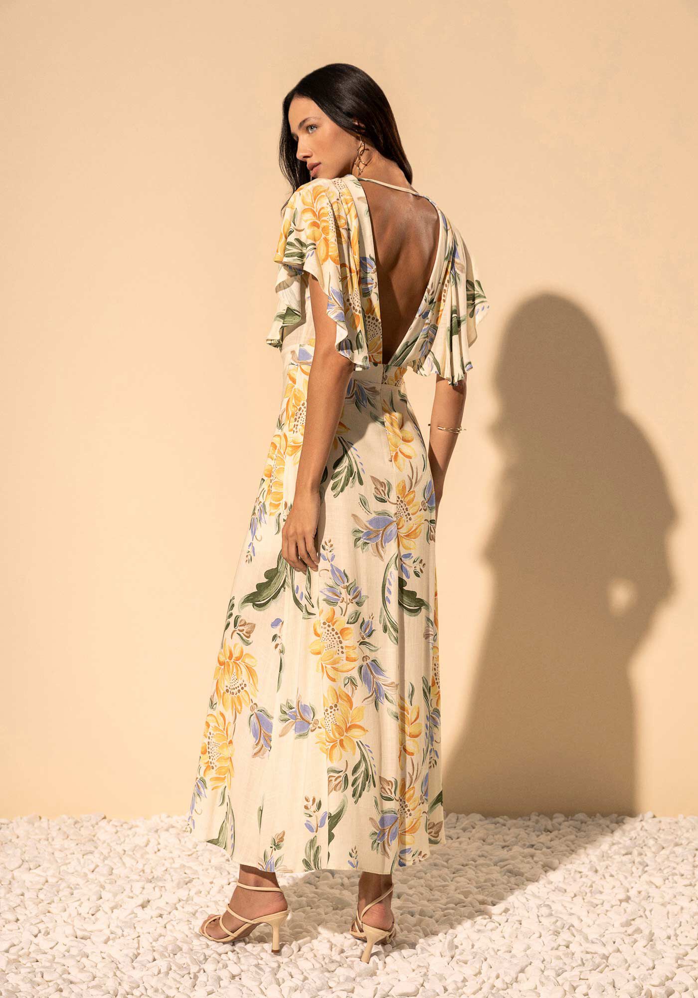 Vestido Ch&aacute; Estampado Com Mangas Amplas E Decote Nas Costas, SUNFLOWER AMARELO, large.