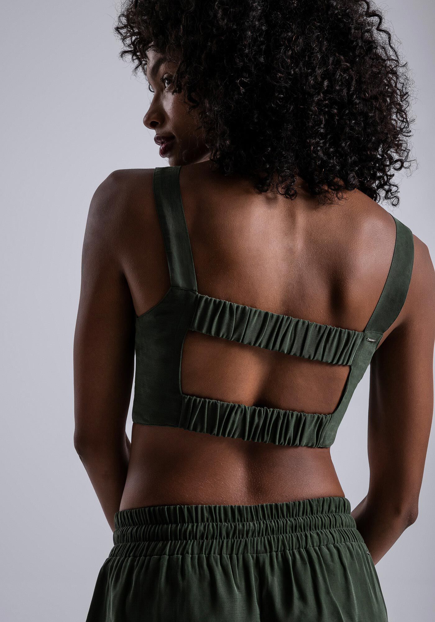 Blusa Cropped em Tecido Acetinado com El&aacute;stico, , large.