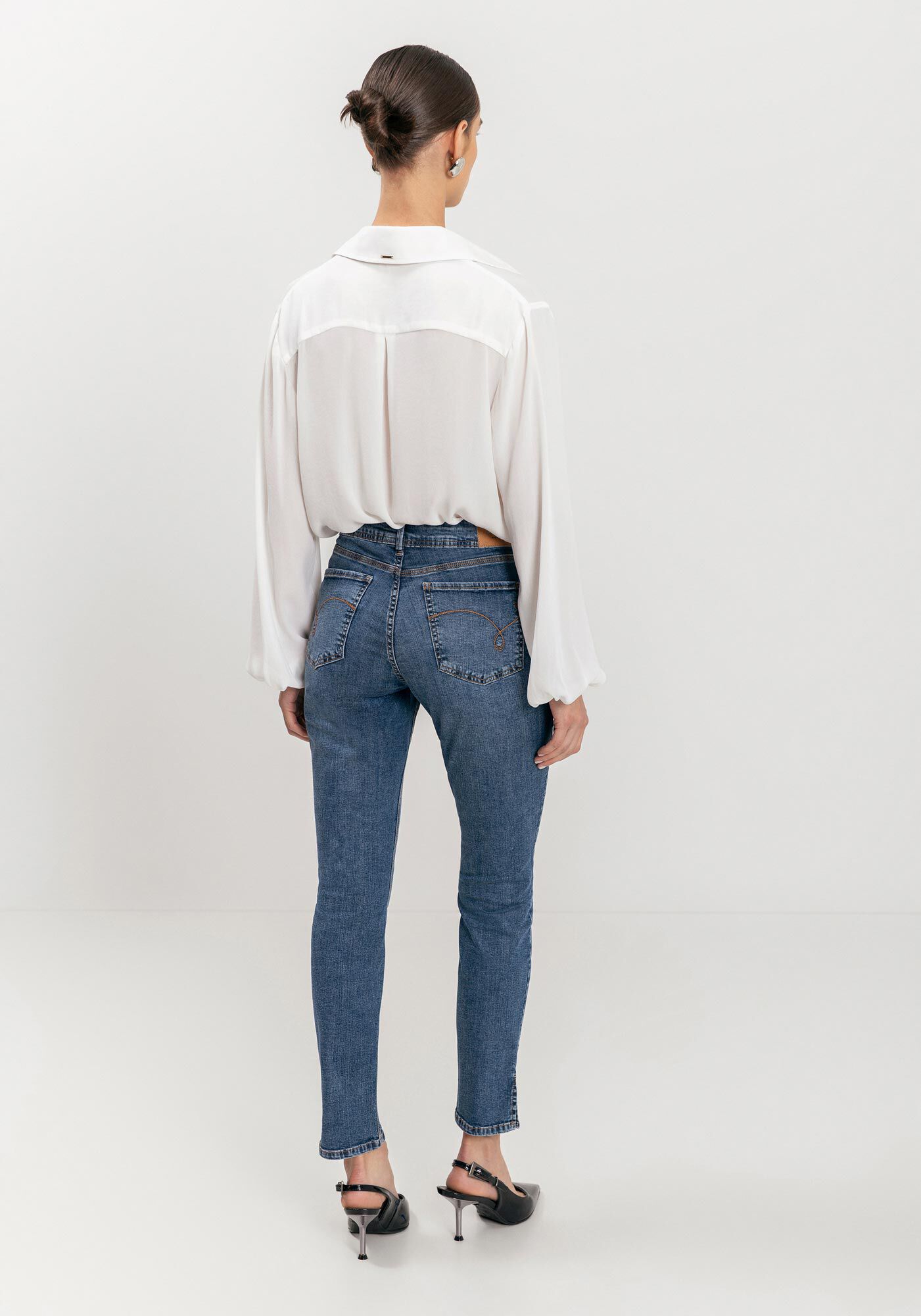 Cal&ccedil;a Skinny Cropped Com Elastano E Cintura M&eacute;dia, , large.