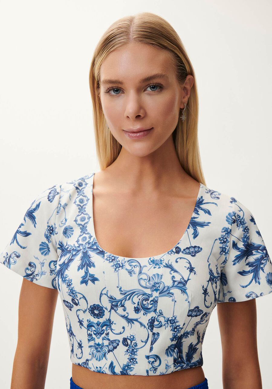 Blusa Cropped em Tecido Plano com Manga Curta, . Blusa Cropped em Tecido Plano com Manga Curta, , large.