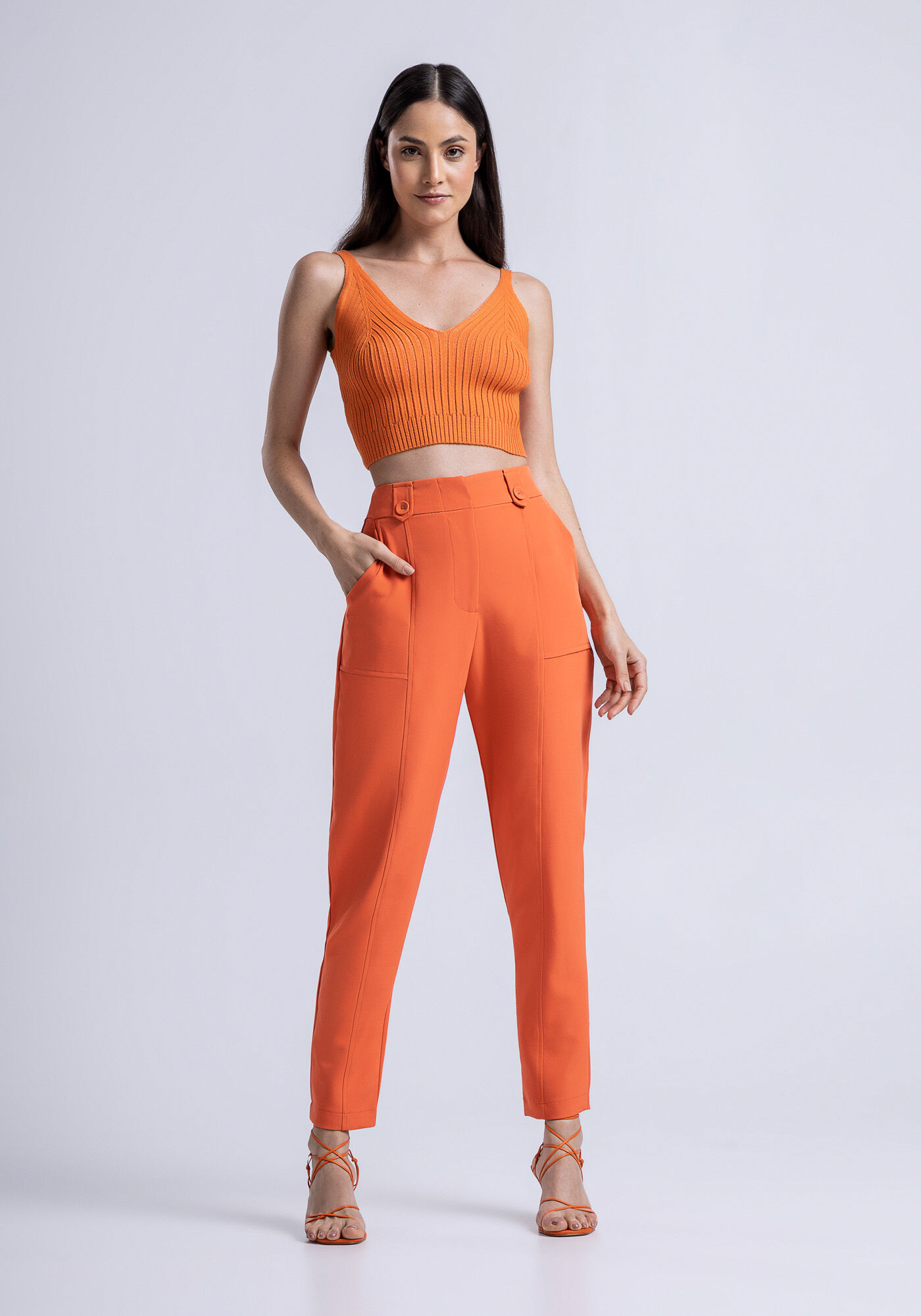 Cal&ccedil;a Carrot Tecido Petra com Detalhe C&oacute;s, , large.