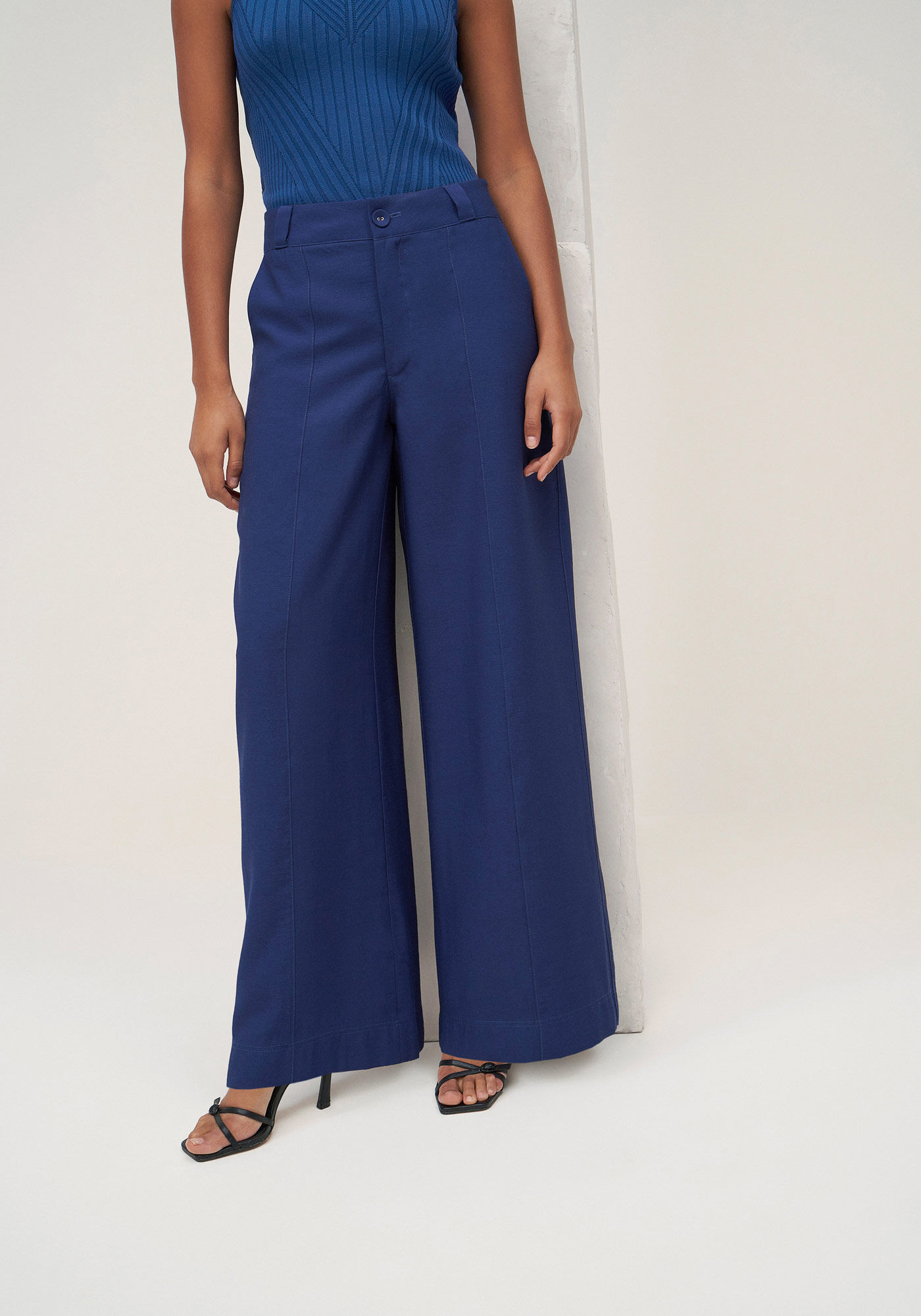 Cal&ccedil;a Reta Alfaiataria Ampla com Cintura M&eacute;dia, , large.