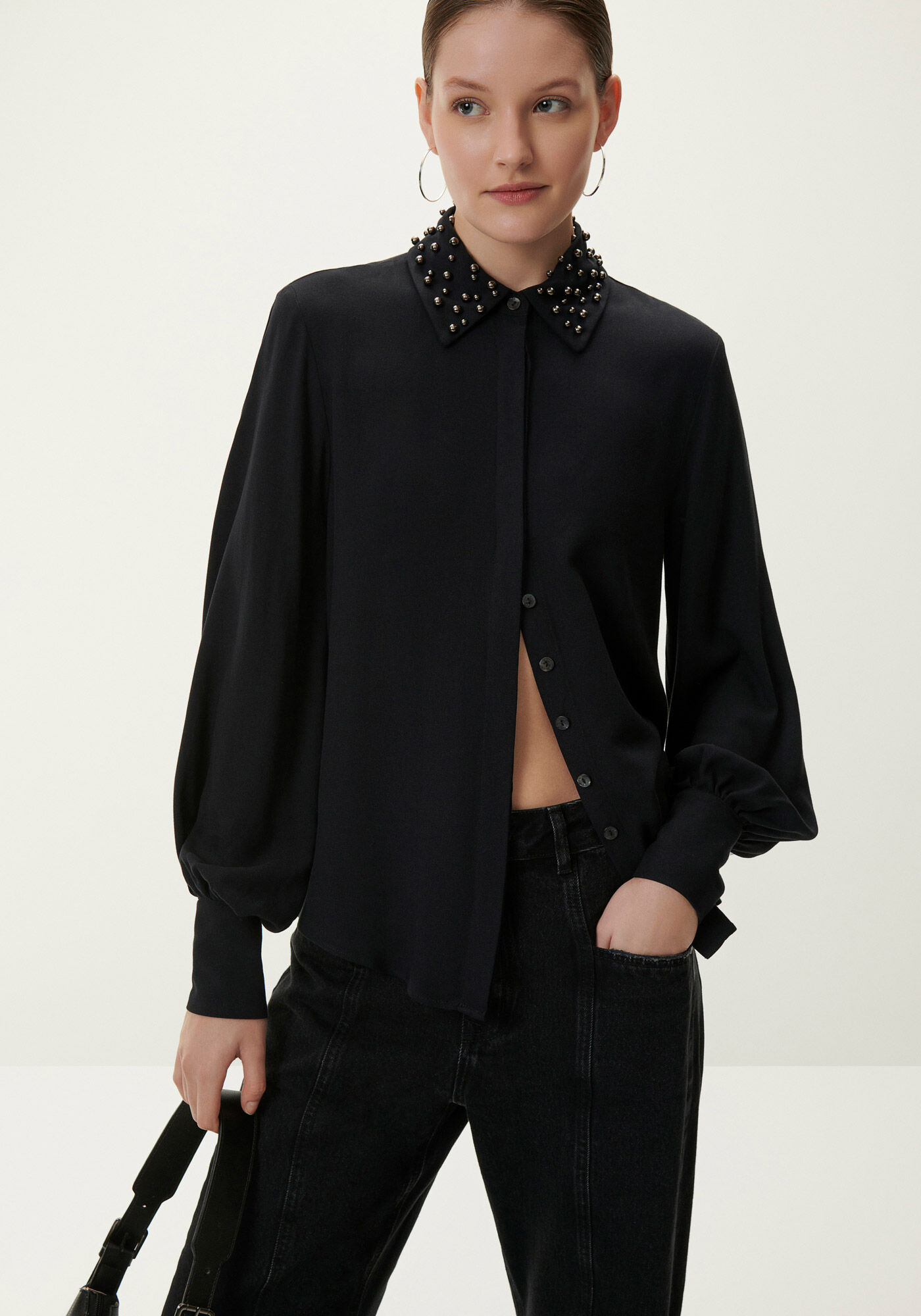 Camisa Manga Longa Bufante com P&eacute;rolas Gola, , large.