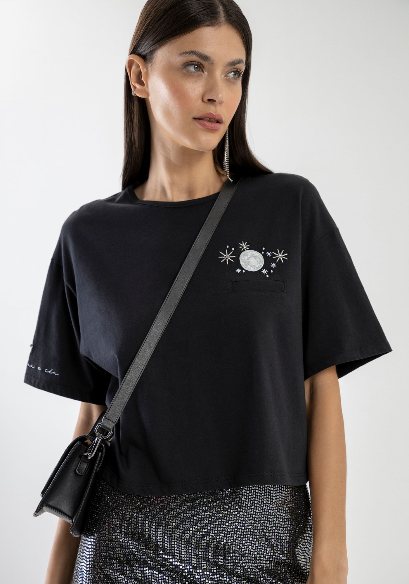 T-shirt Curta em Malha com Bordado Lua, , large.