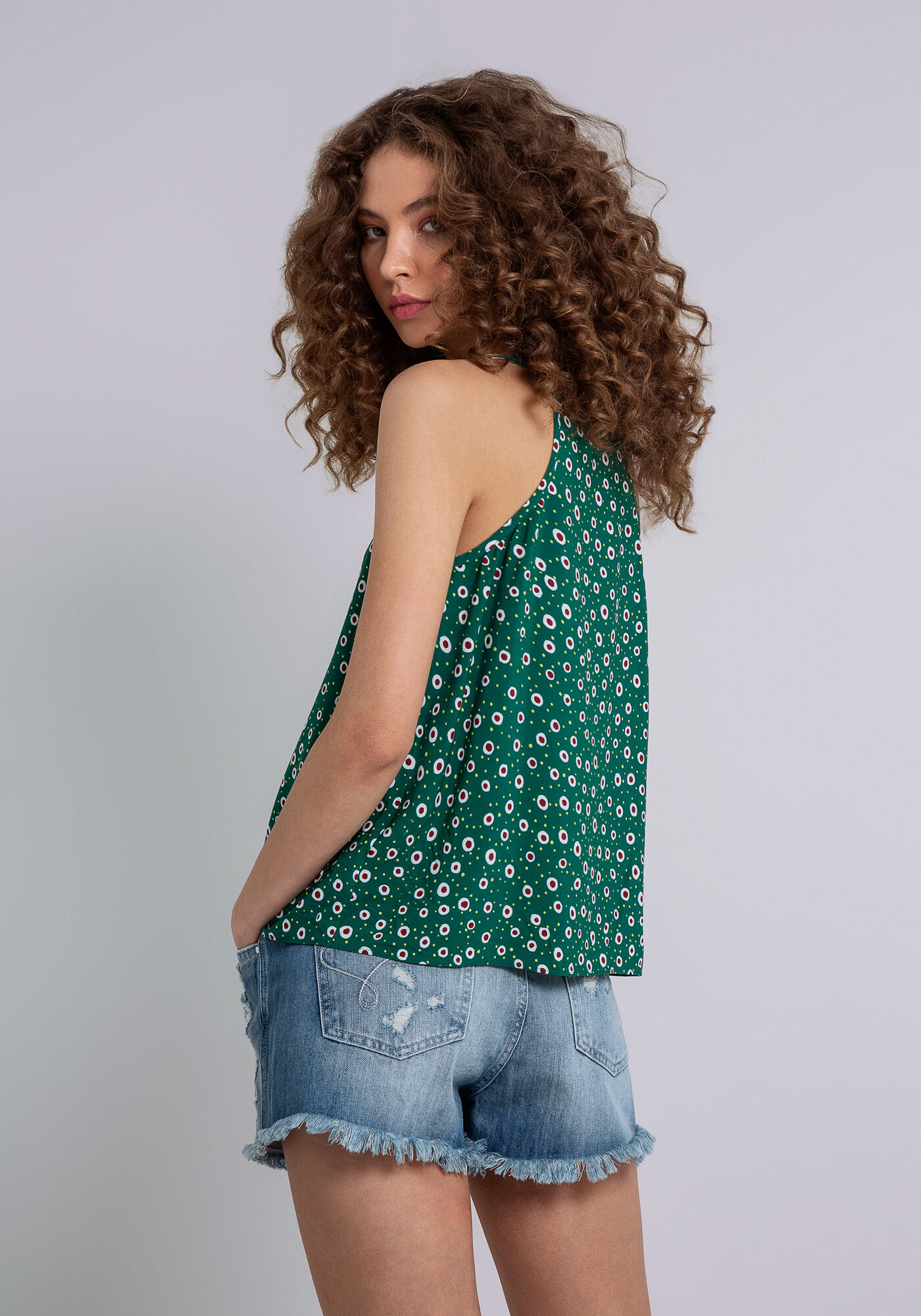 Blusa com Al&ccedil;as em Viscose com Decote V, , large.