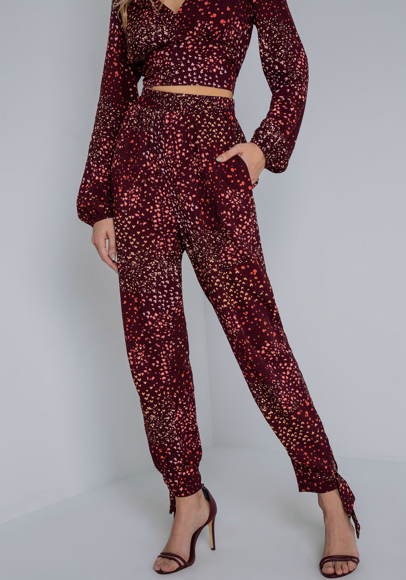 Cal&ccedil;a Jogging com La&ccedil;o Barra, , large.